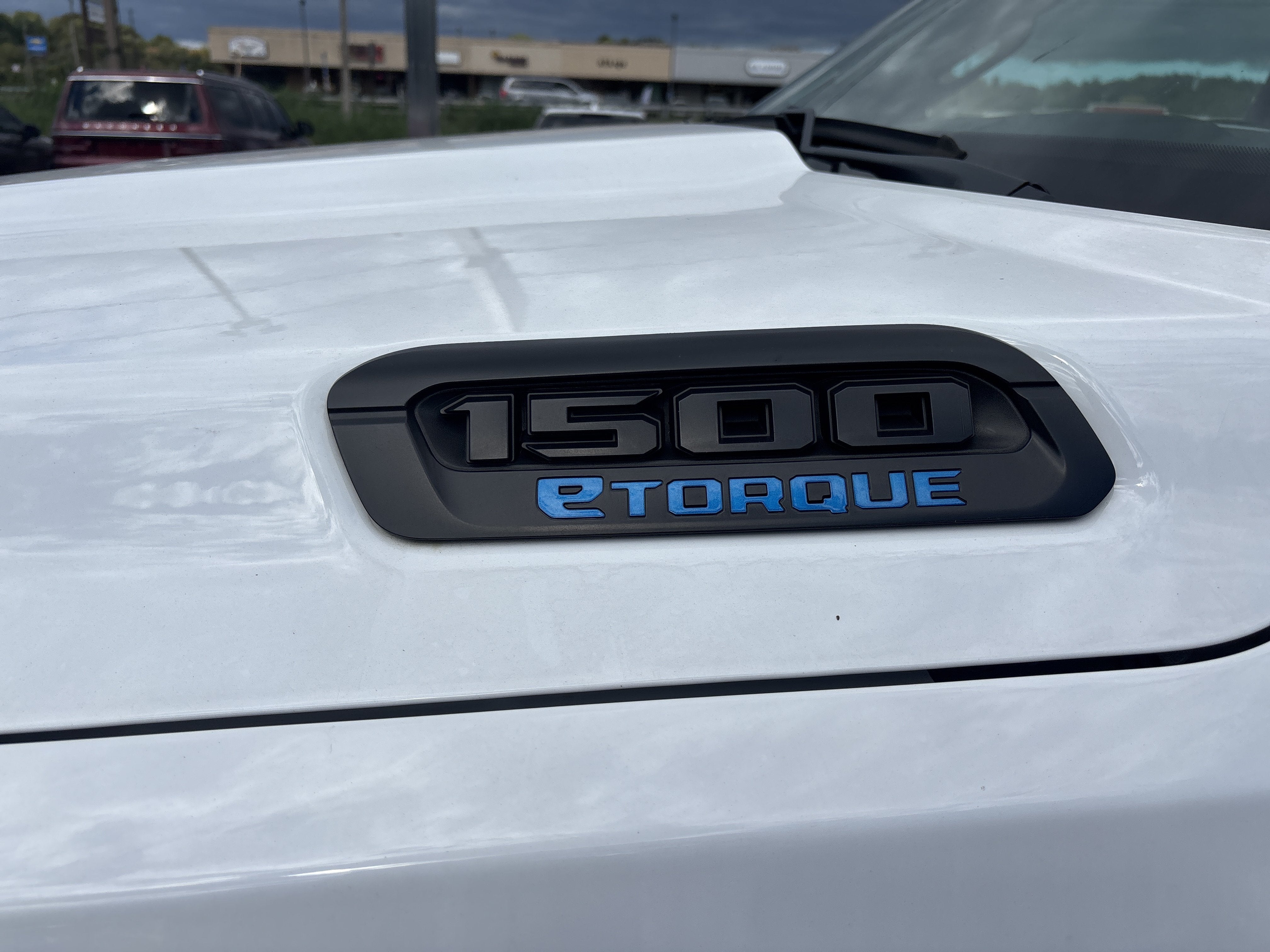 2023 RAM 1500 Big Horn Quad Cab 4x4 6'4" Box