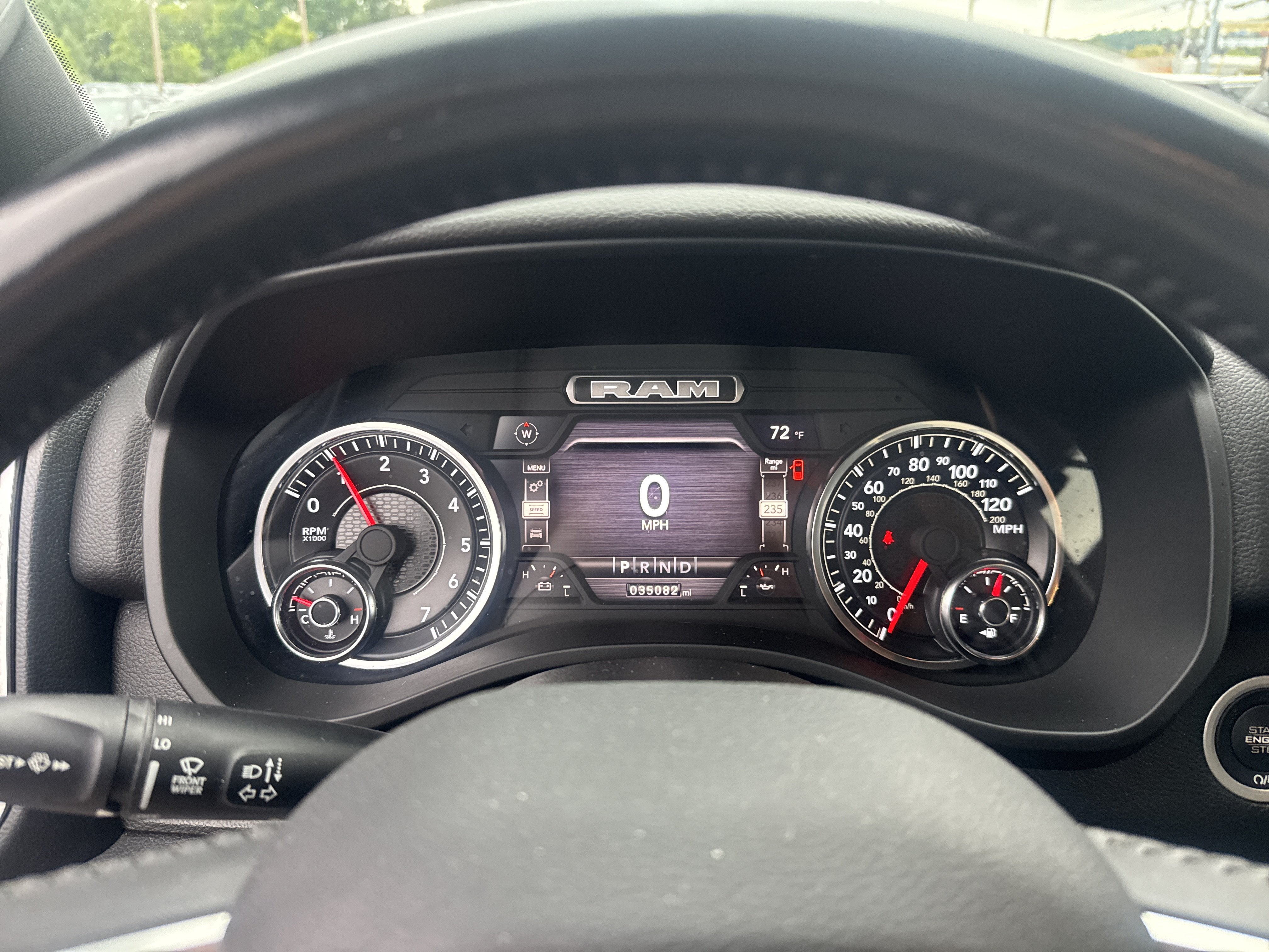 2024 RAM 1500 Big Horn Crew Cab 4x4 5'7" Box