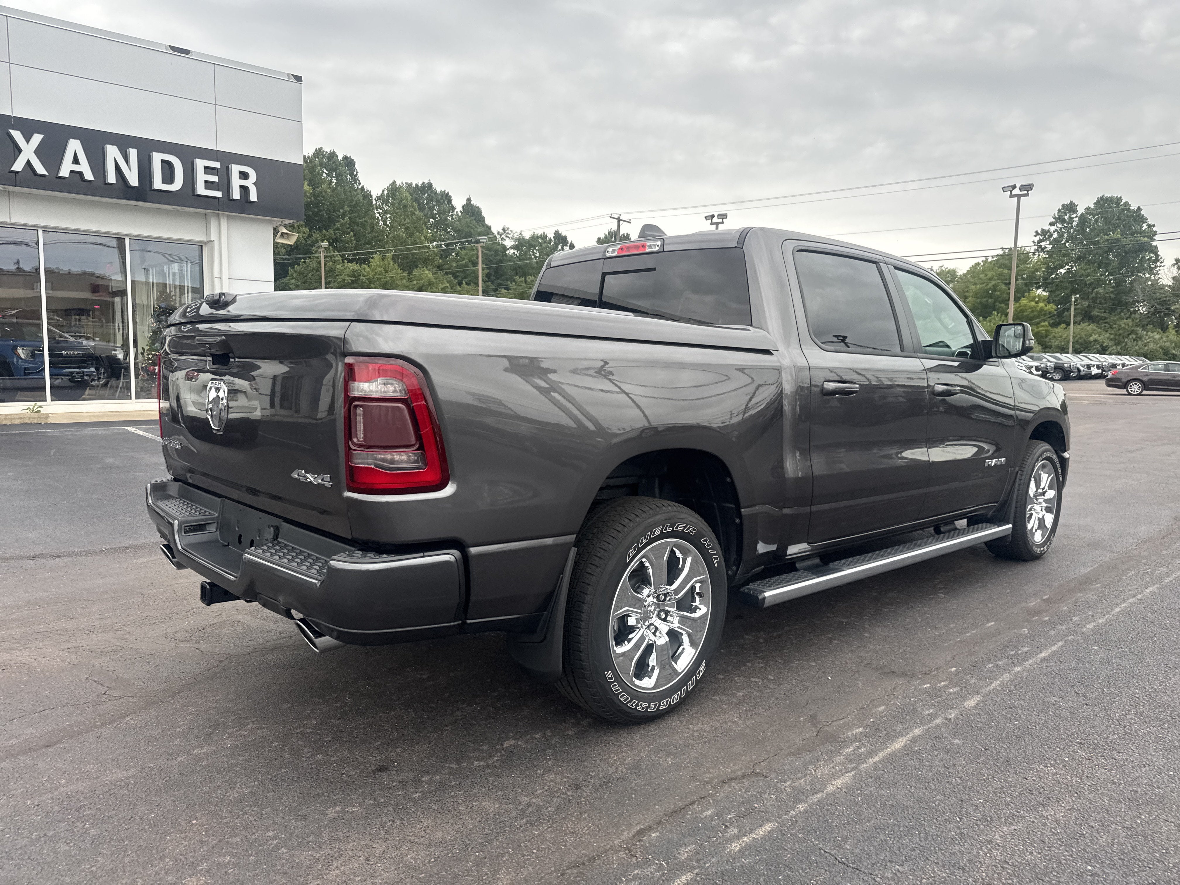2024 RAM 1500 Big Horn Crew Cab 4x4 5'7" Box