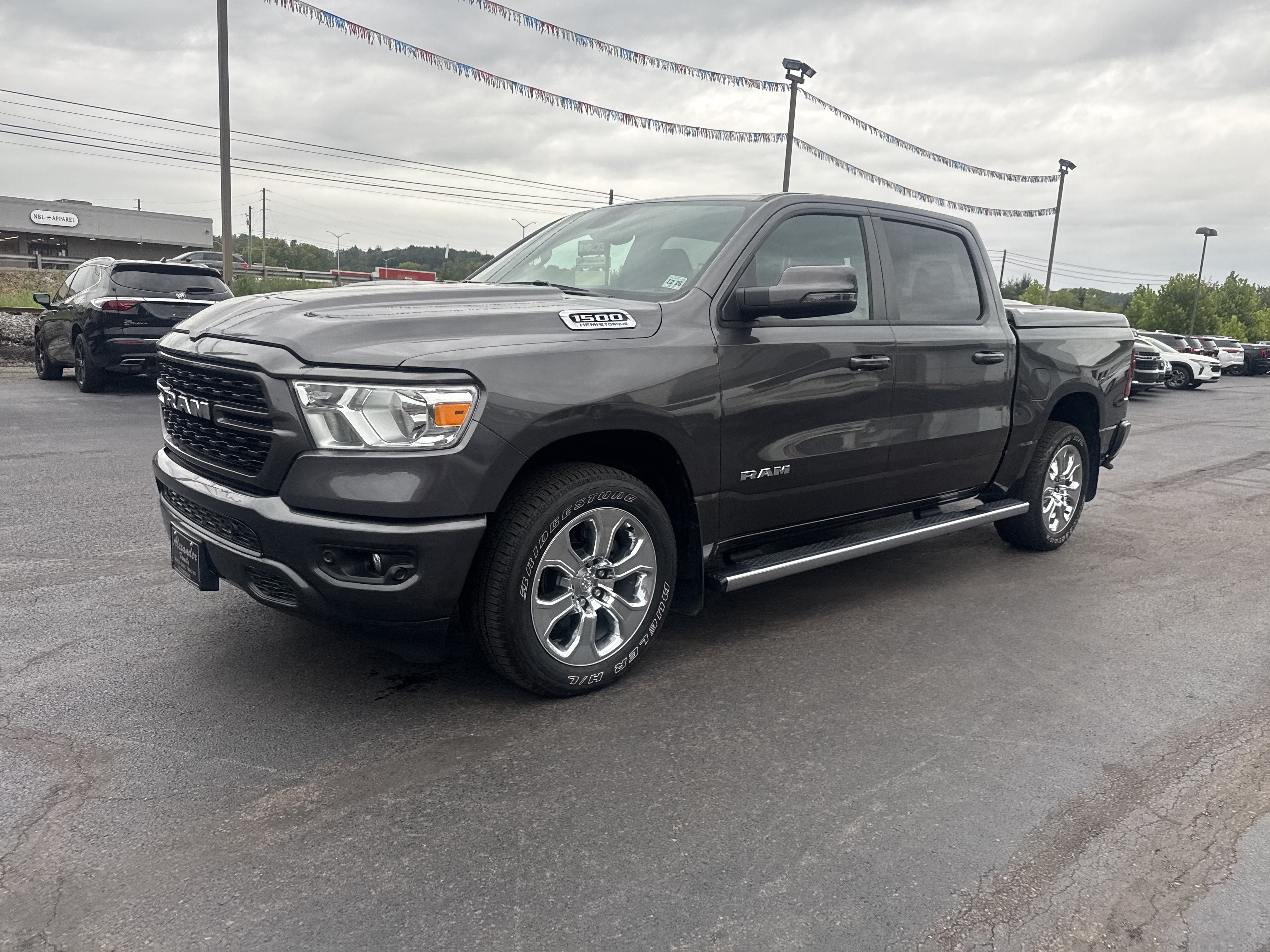 2024 RAM 1500 Big Horn Crew Cab 4x4 5'7" Box
