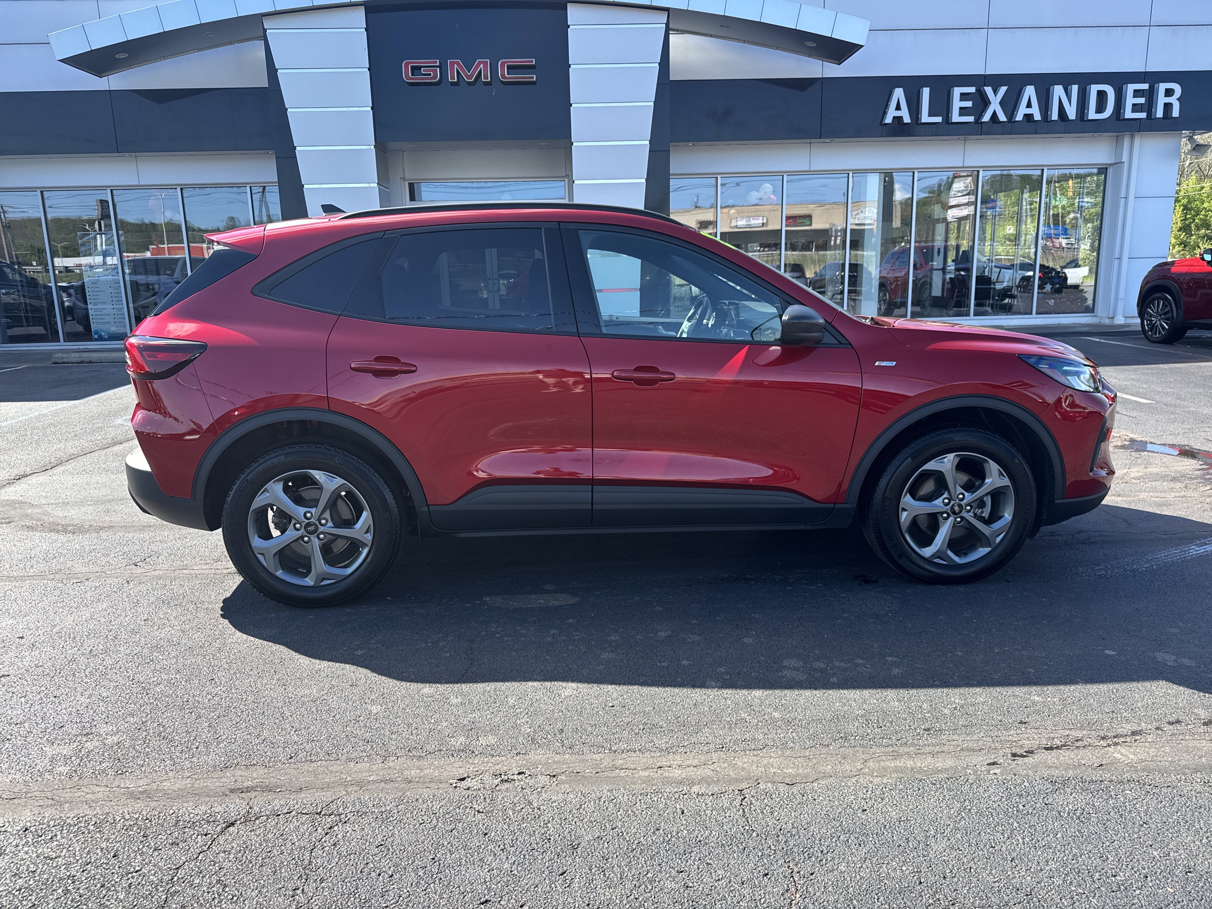 2025 Ford Escape ST-Line