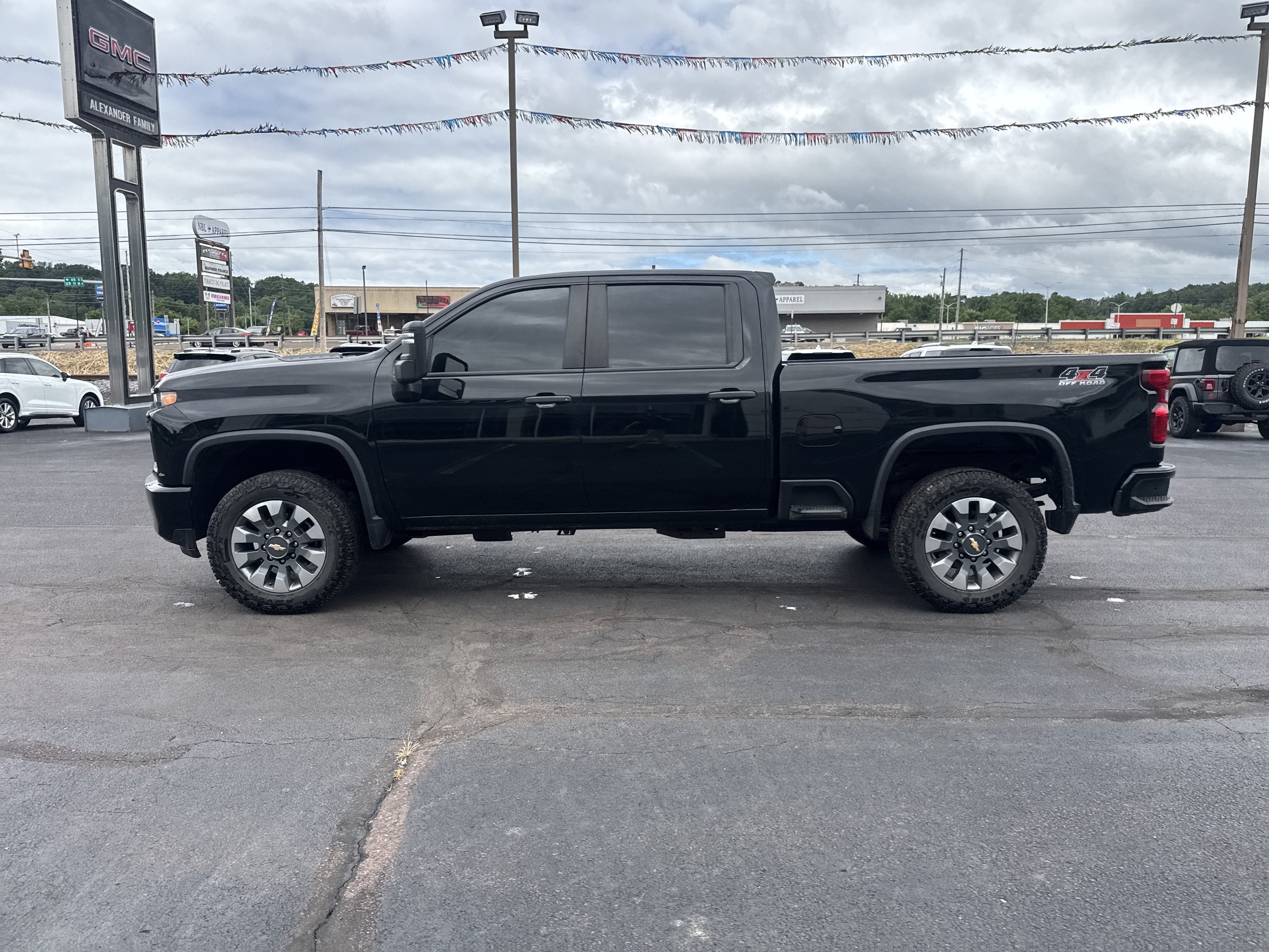 2023 Chevrolet Silverado 2500 HD Custom