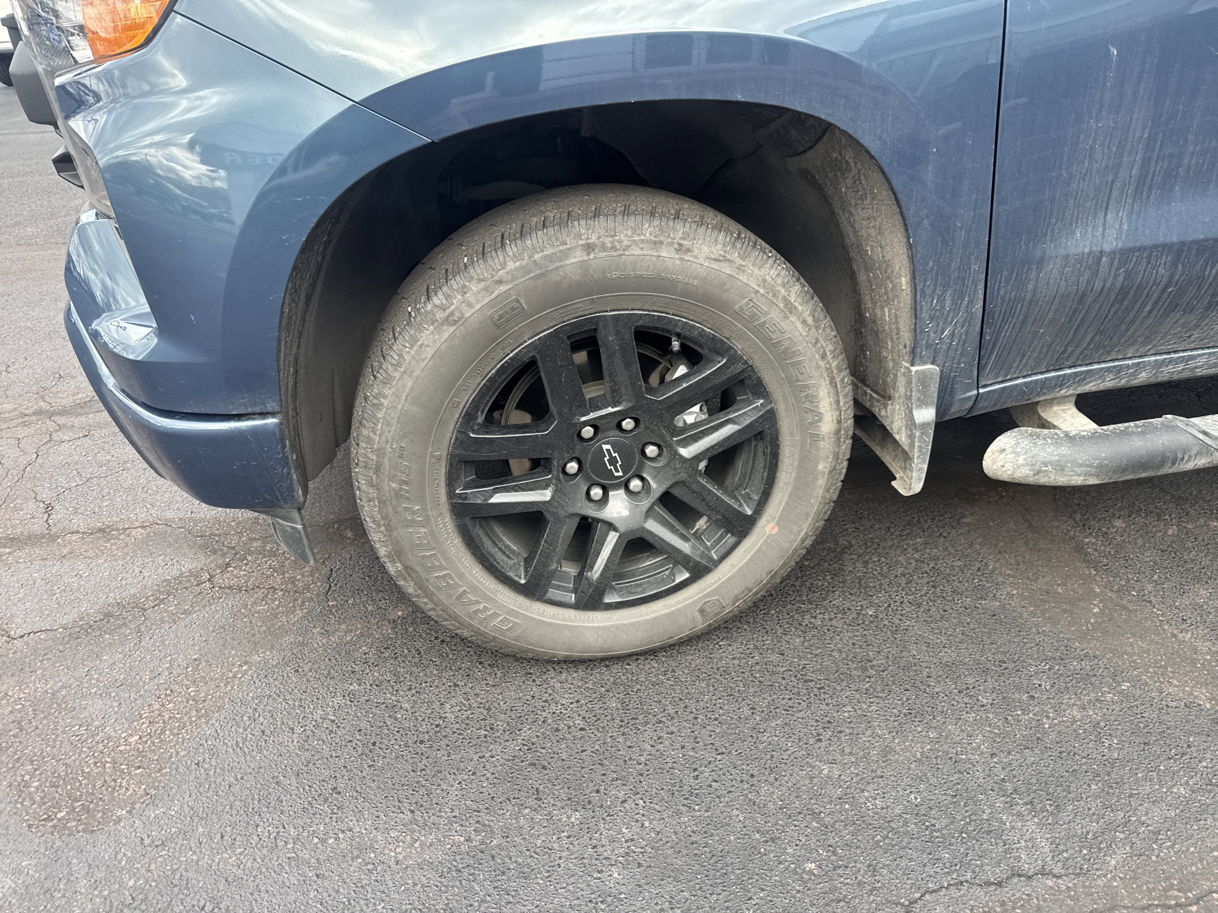 2024 Chevrolet Silverado 1500 Custom