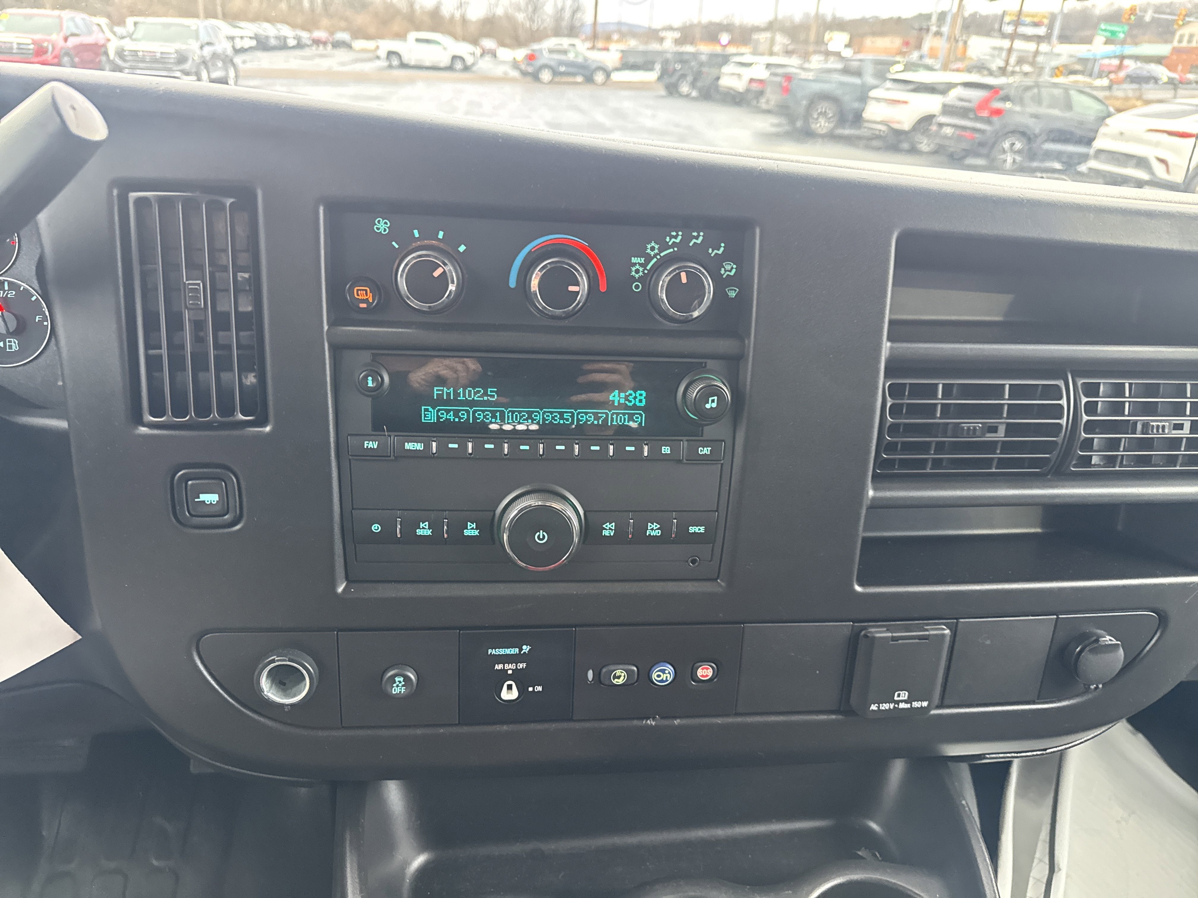 2022 Chevrolet Express Cargo 2500 WT