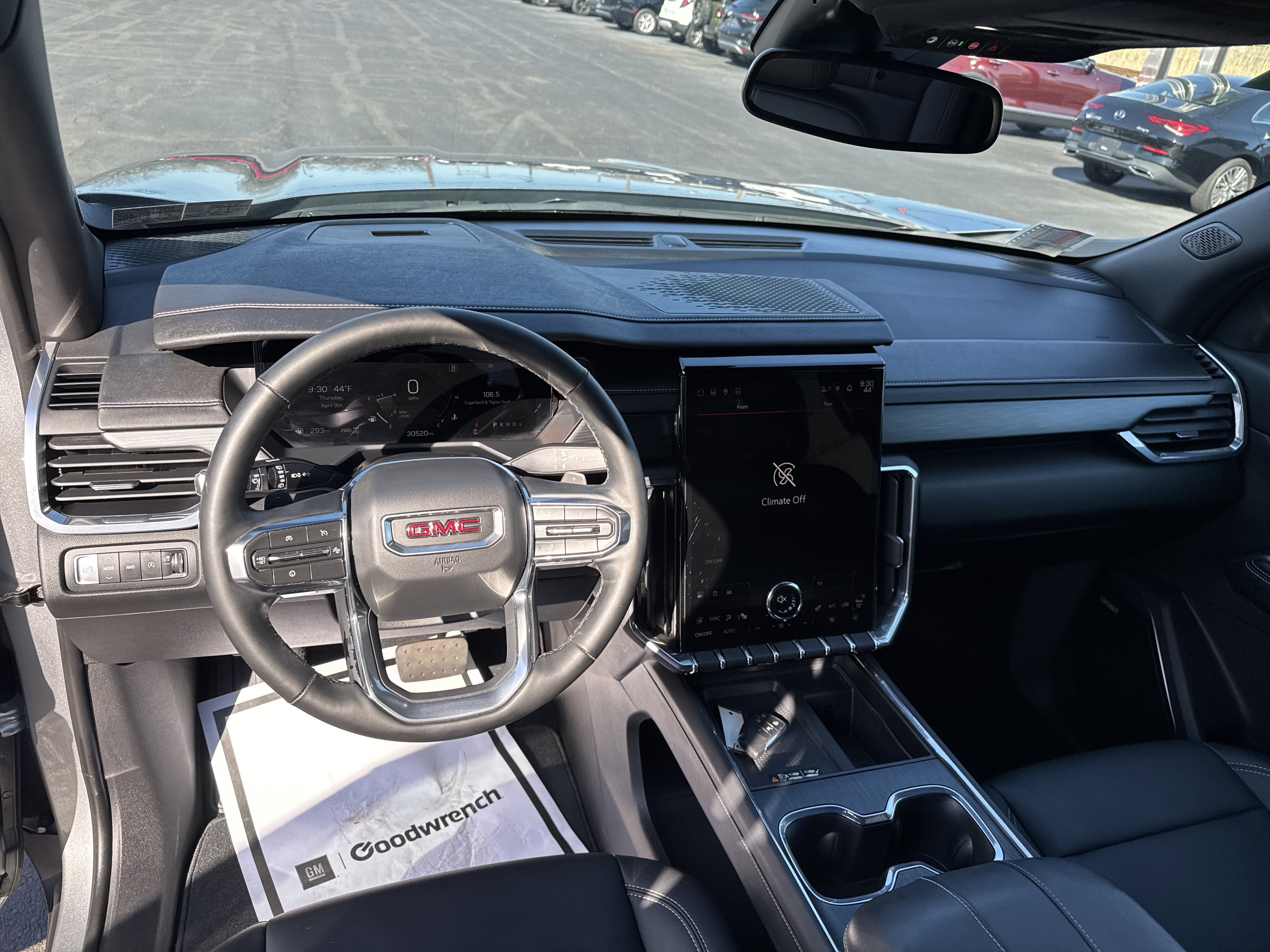 2024 GMC Acadia Elevation