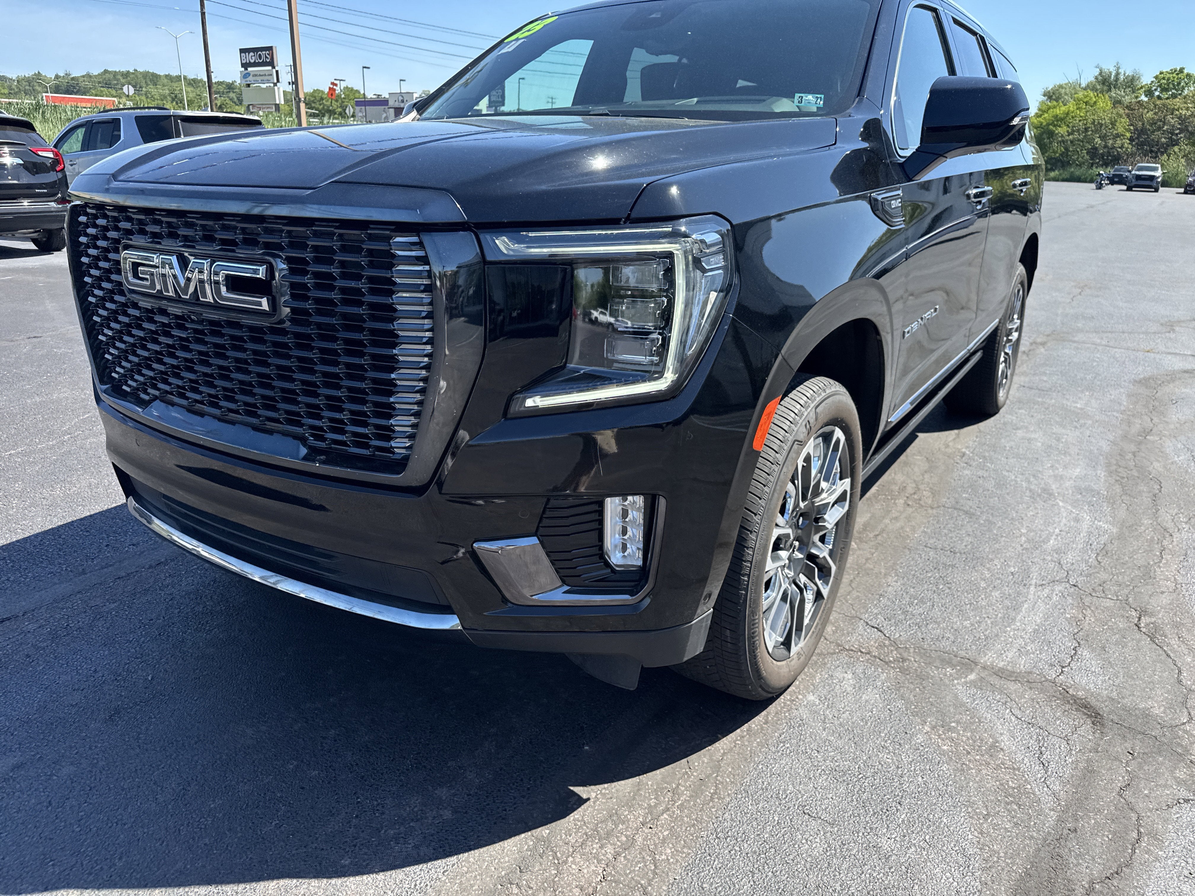 2023 GMC Yukon Denali Ultimate