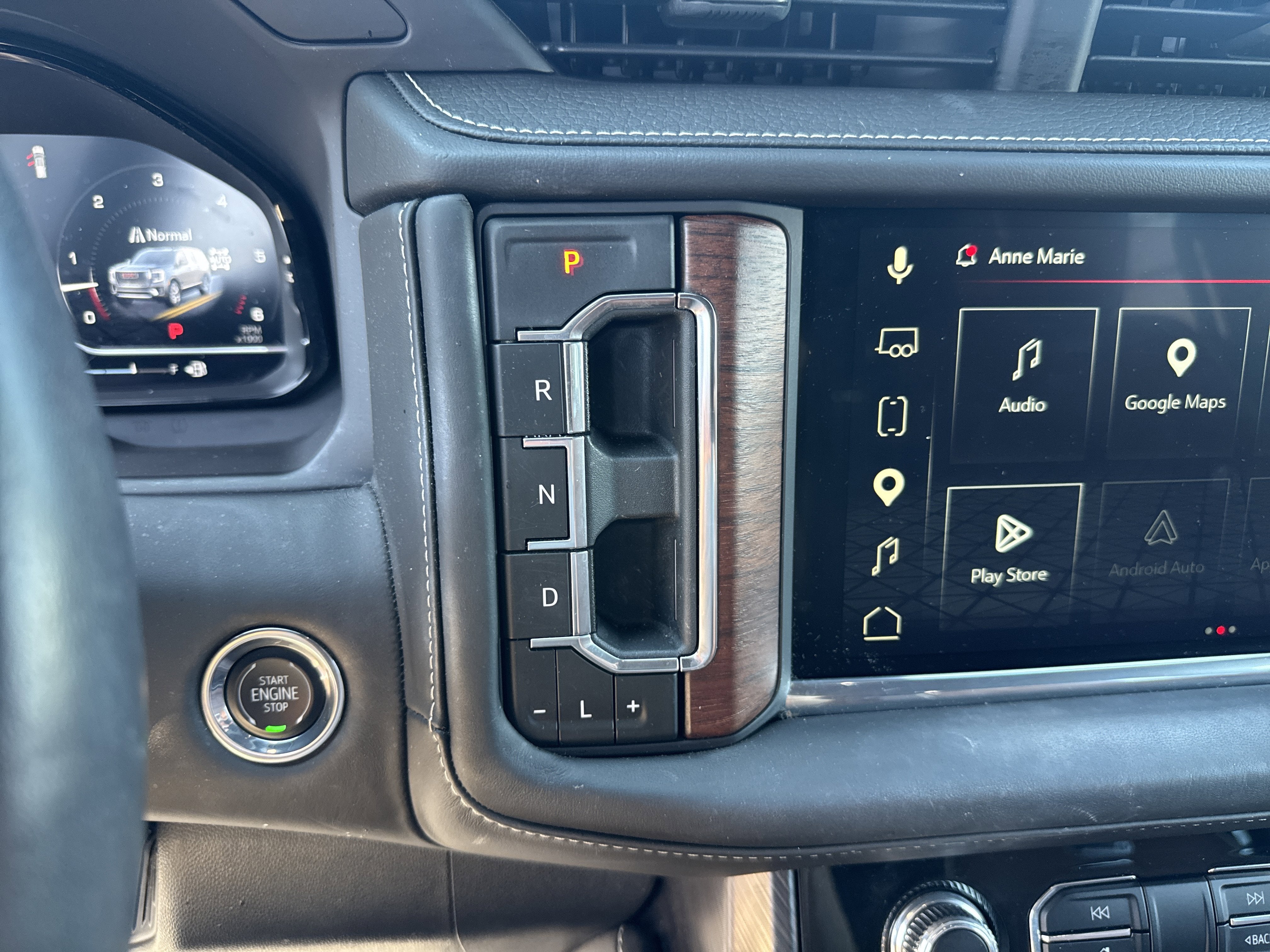 2023 GMC Yukon Denali Ultimate