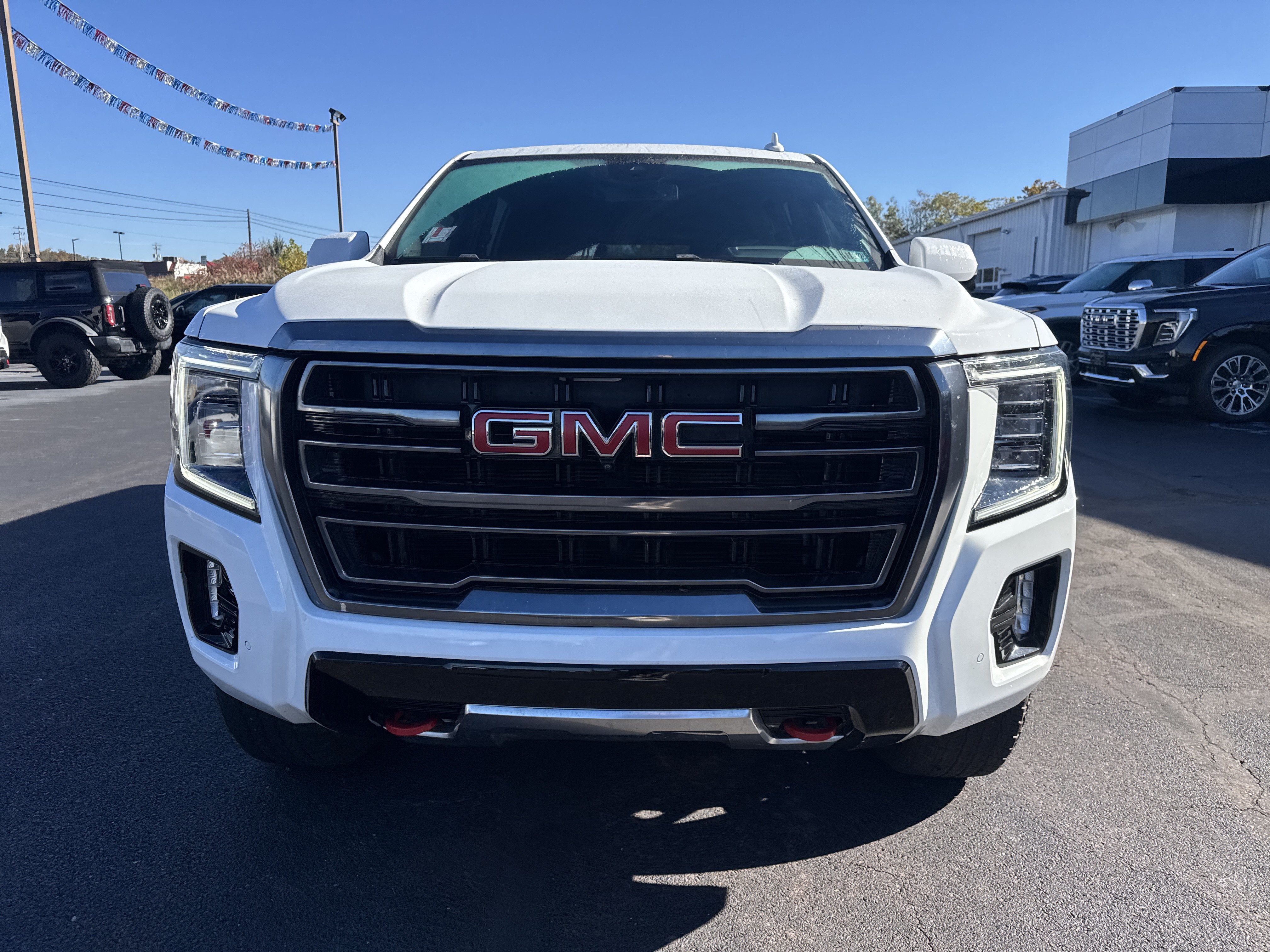 2023 GMC Yukon XL AT4