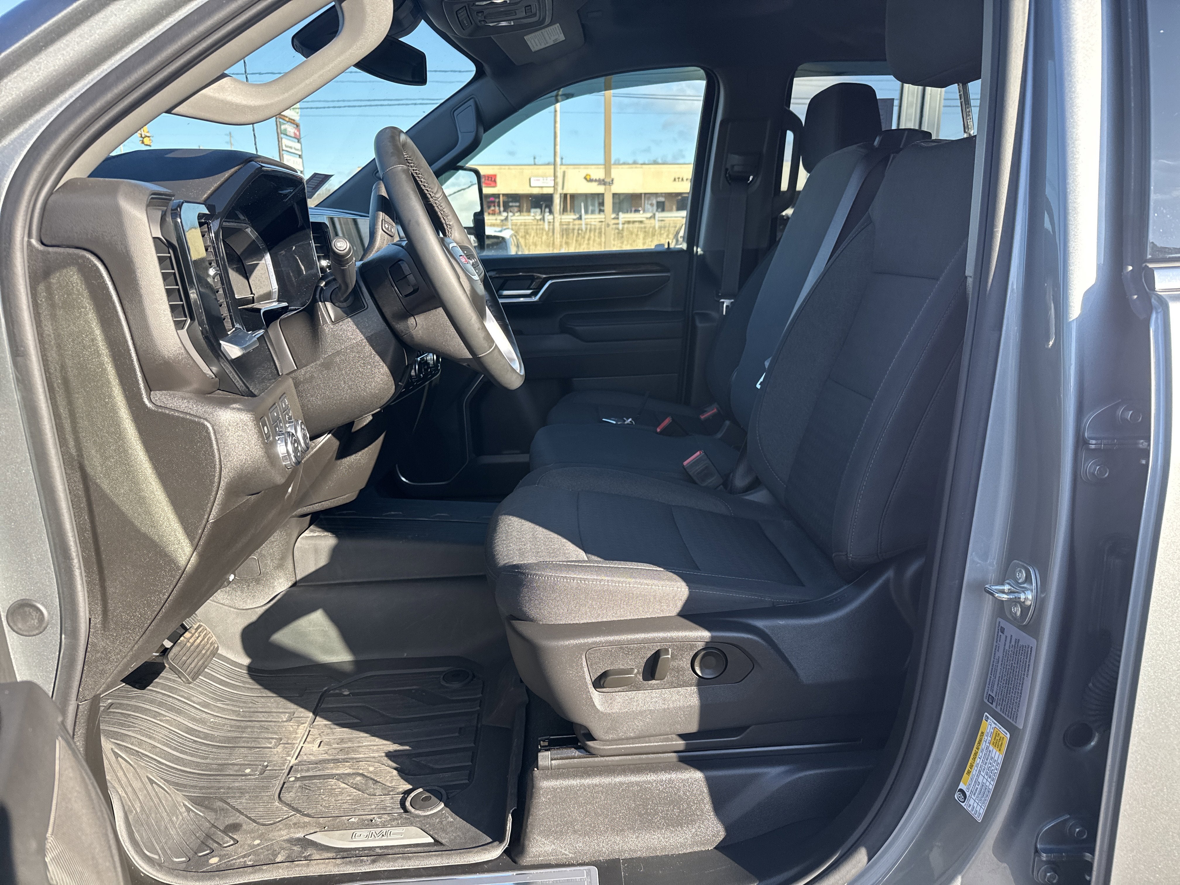 2025 GMC Sierra 2500 HD SLE