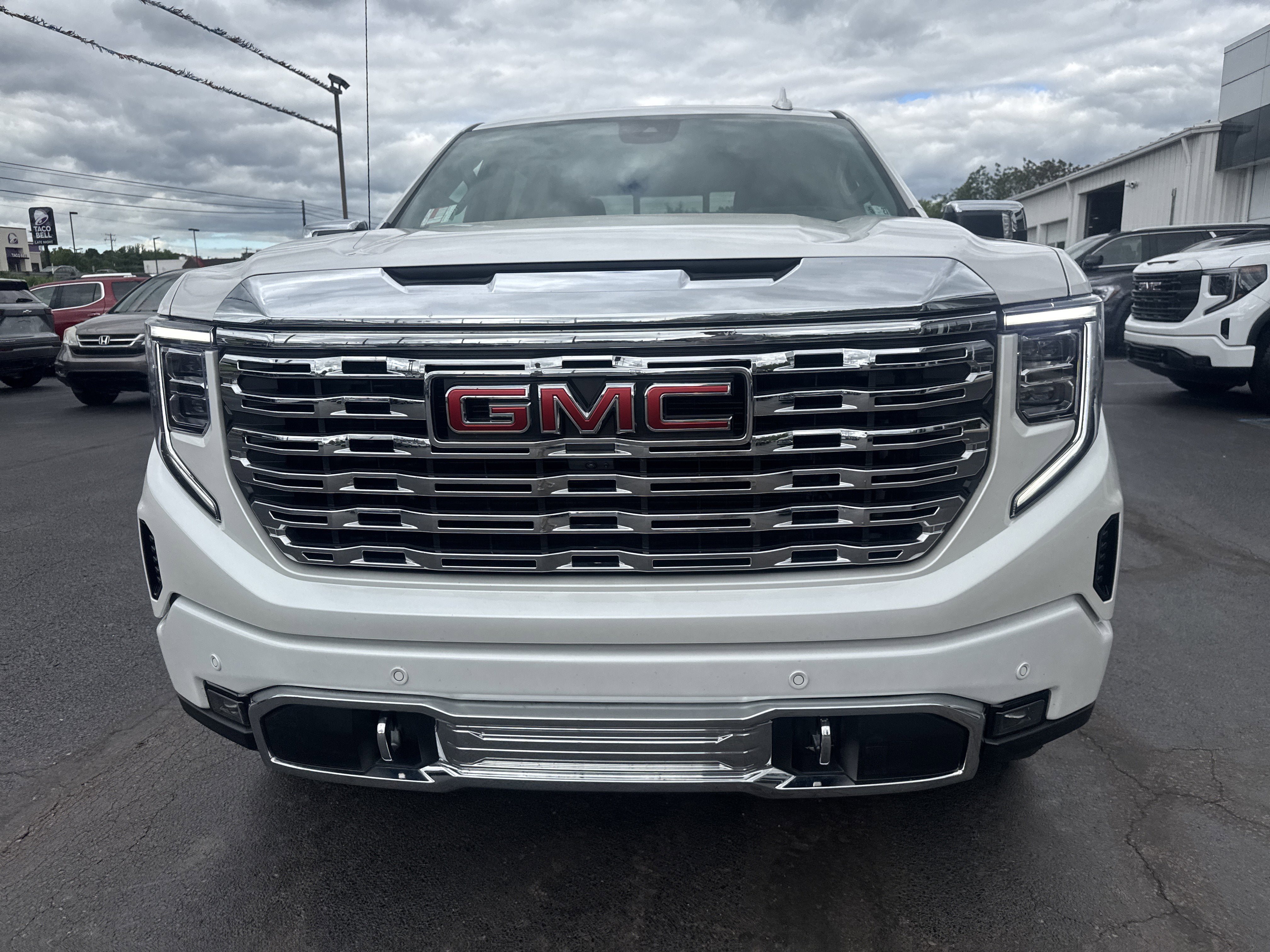 2024 GMC Sierra 1500 Denali