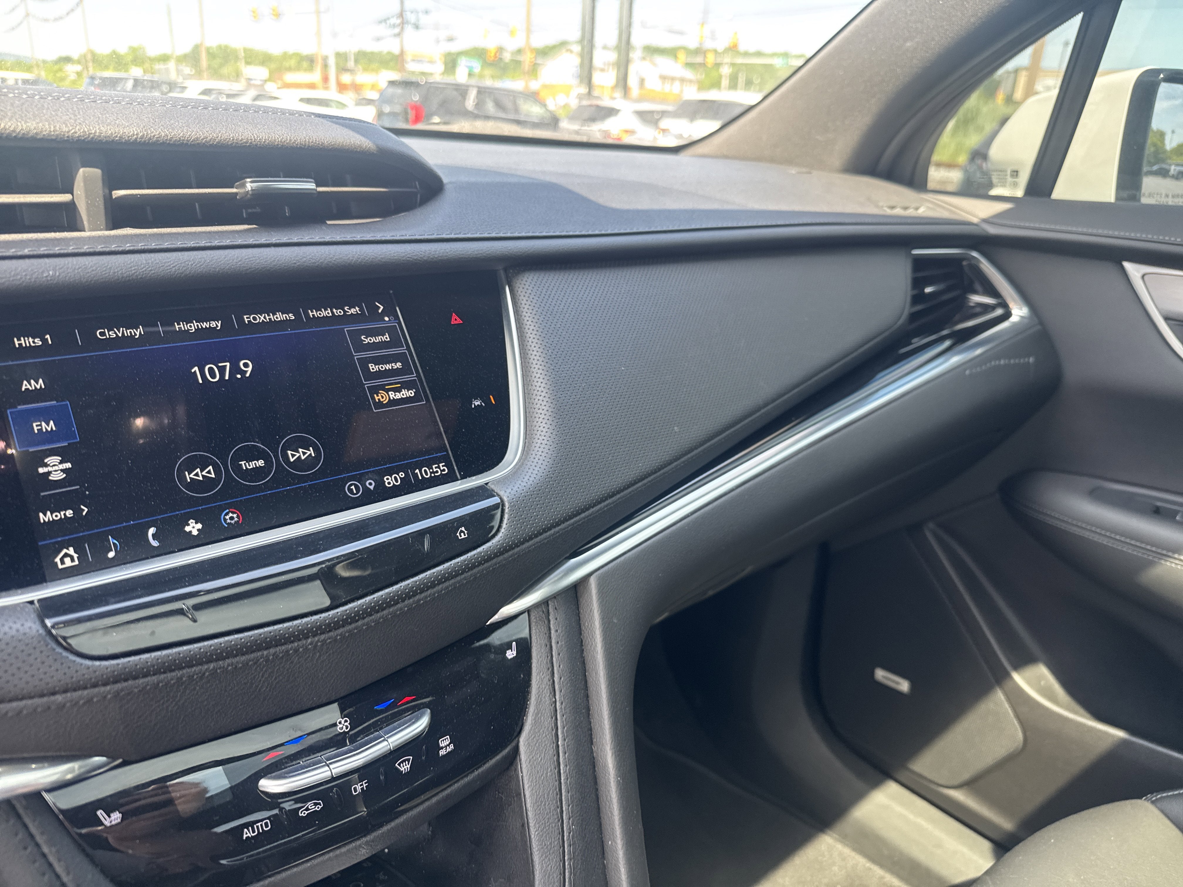 2024 Cadillac XT6 Luxury