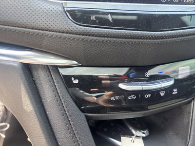 2024 Cadillac XT6 Luxury
