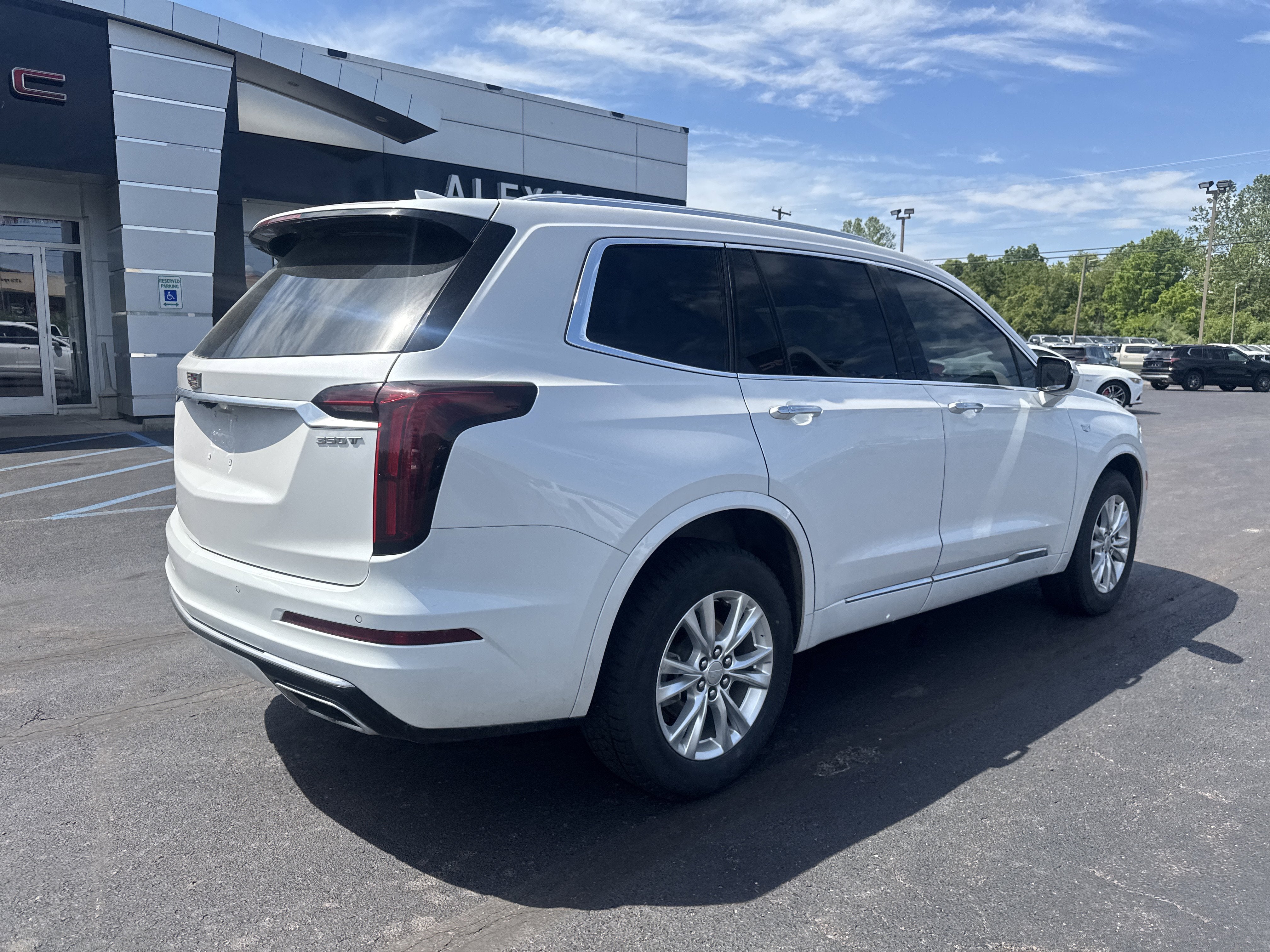 2024 Cadillac XT6 Luxury