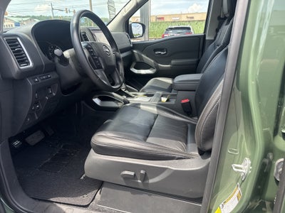 2024 Nissan Frontier Crew Cab SL 4x4