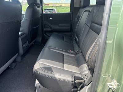 2024 Nissan Frontier Crew Cab SL 4x4