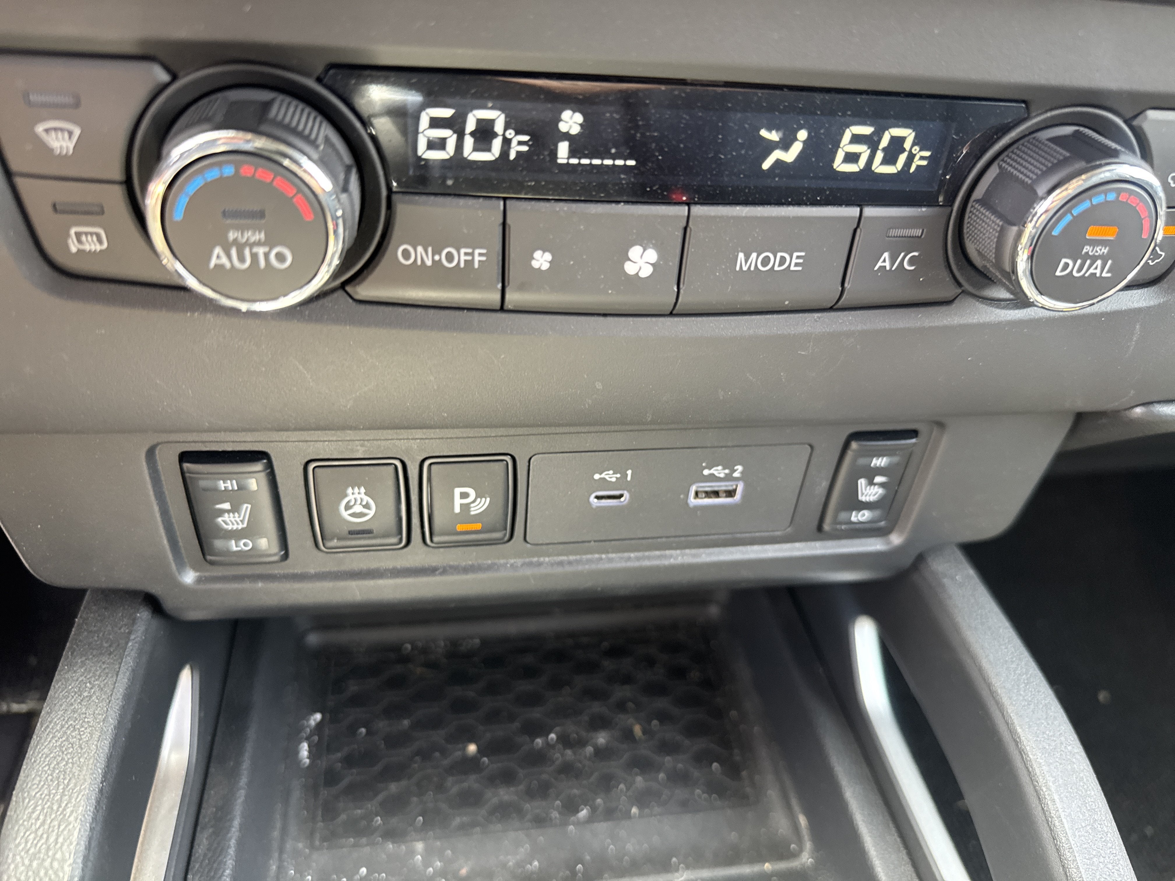 2024 Nissan Frontier Crew Cab SL 4x4
