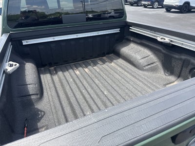 2024 Nissan Frontier Crew Cab SL 4x4
