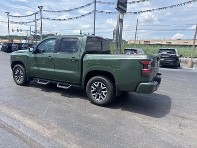 2024 Nissan Frontier Crew Cab SL 4x4