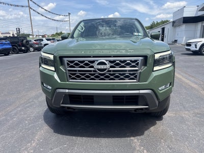 2024 Nissan Frontier Crew Cab SL 4x4