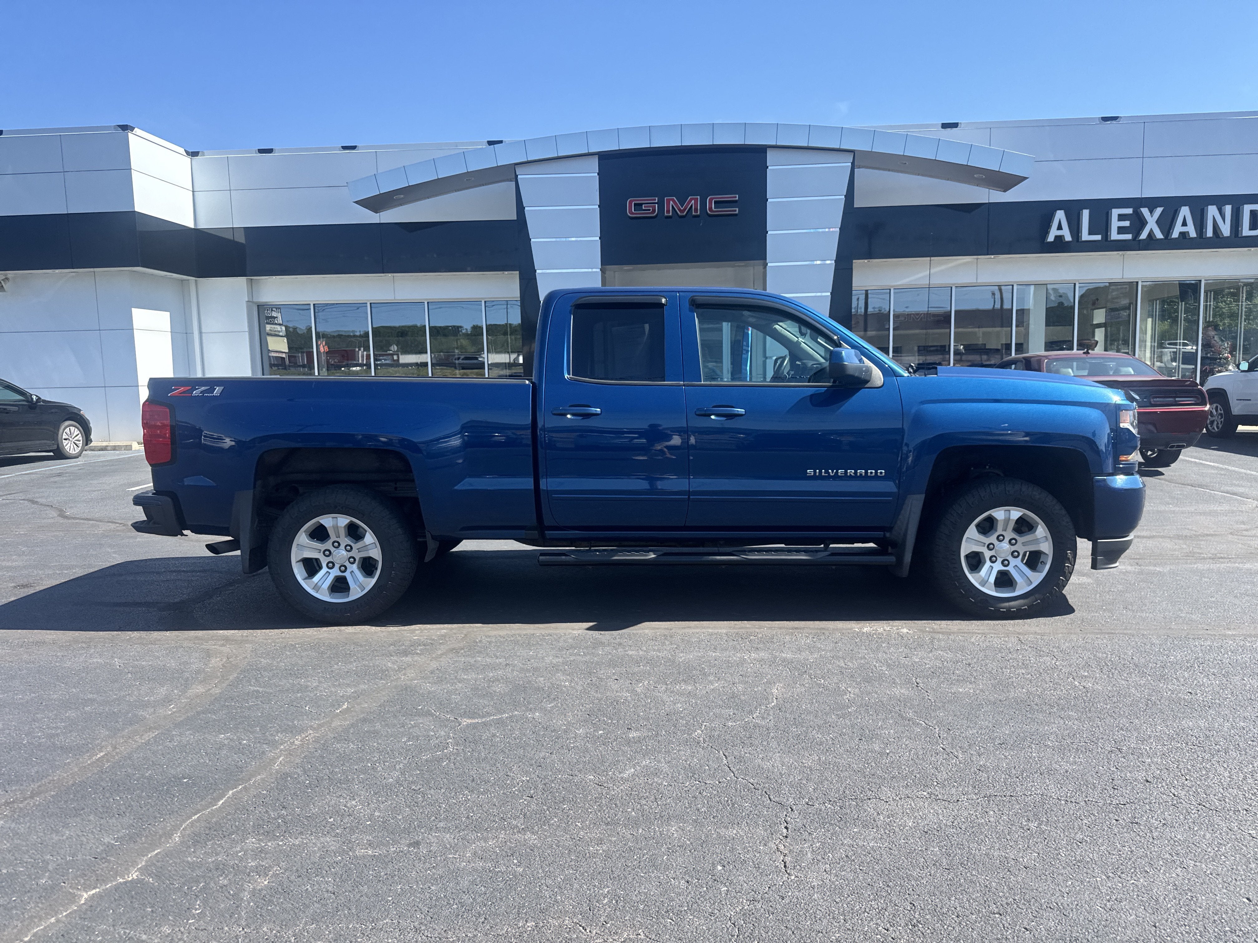 2019 Chevrolet Silverado LD LT