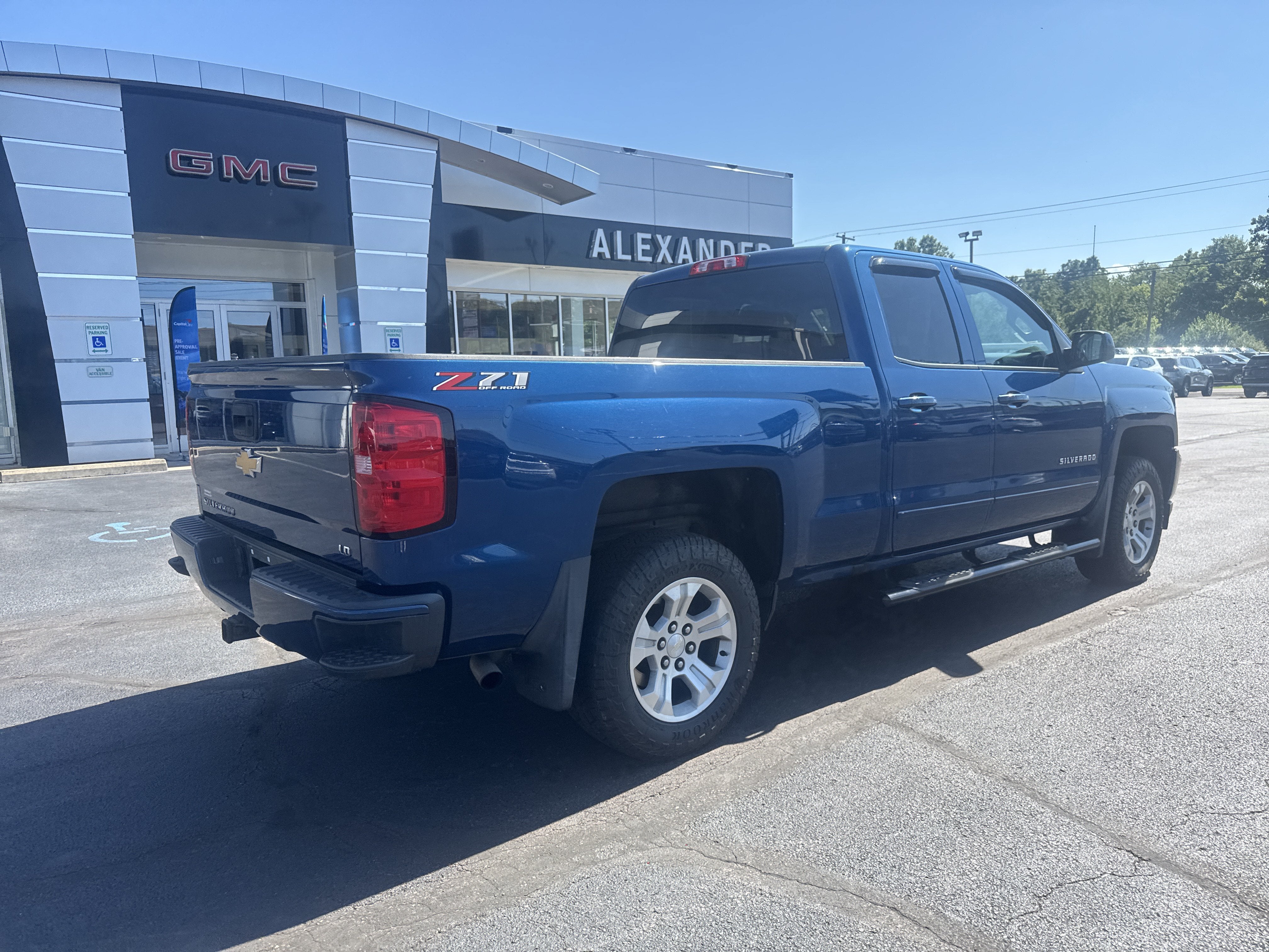 2019 Chevrolet Silverado LD LT