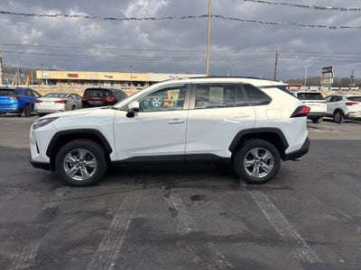 2023 Toyota RAV4 XLE