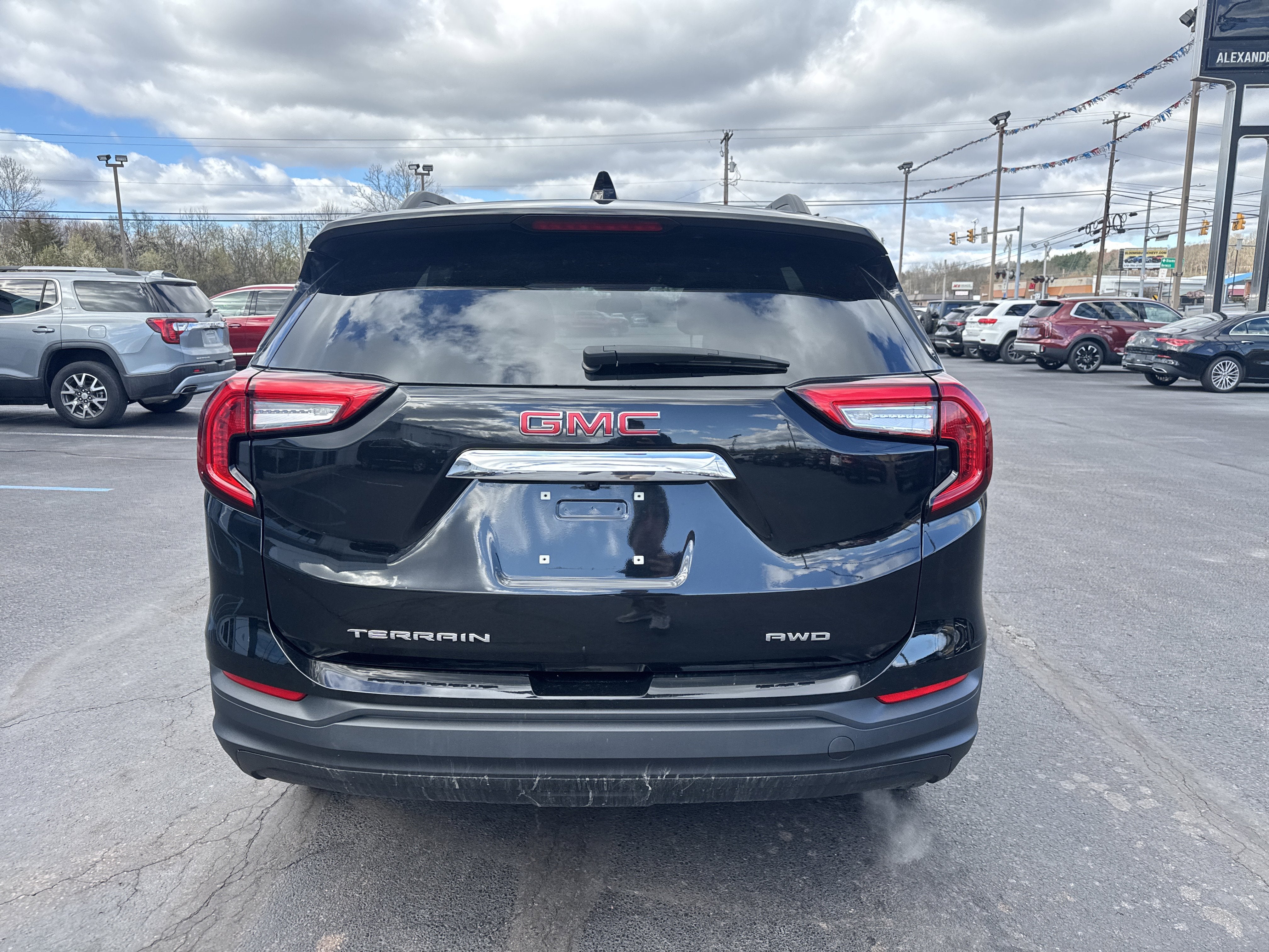 2024 GMC Terrain SLE
