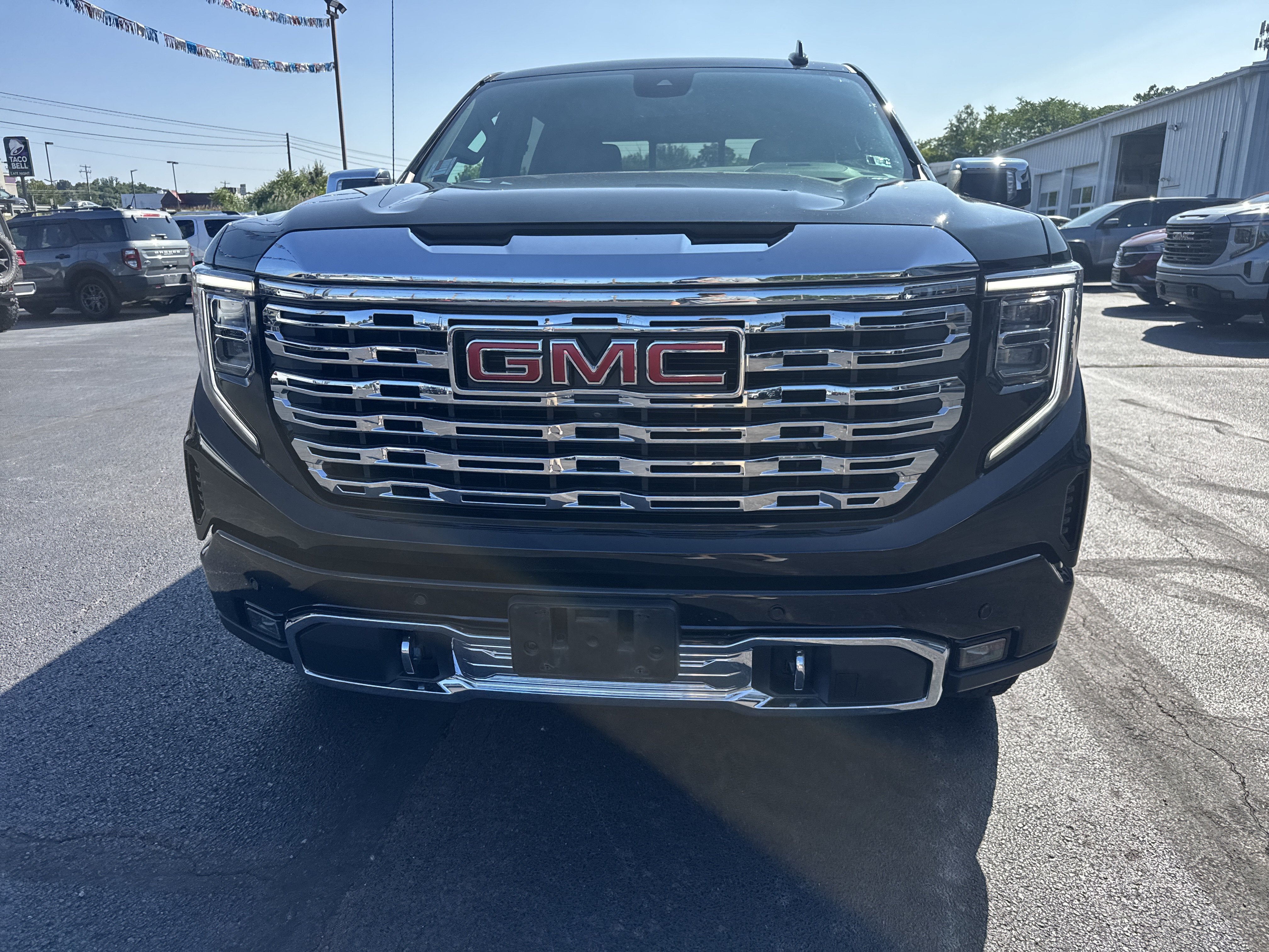2023 GMC Sierra 1500 Denali