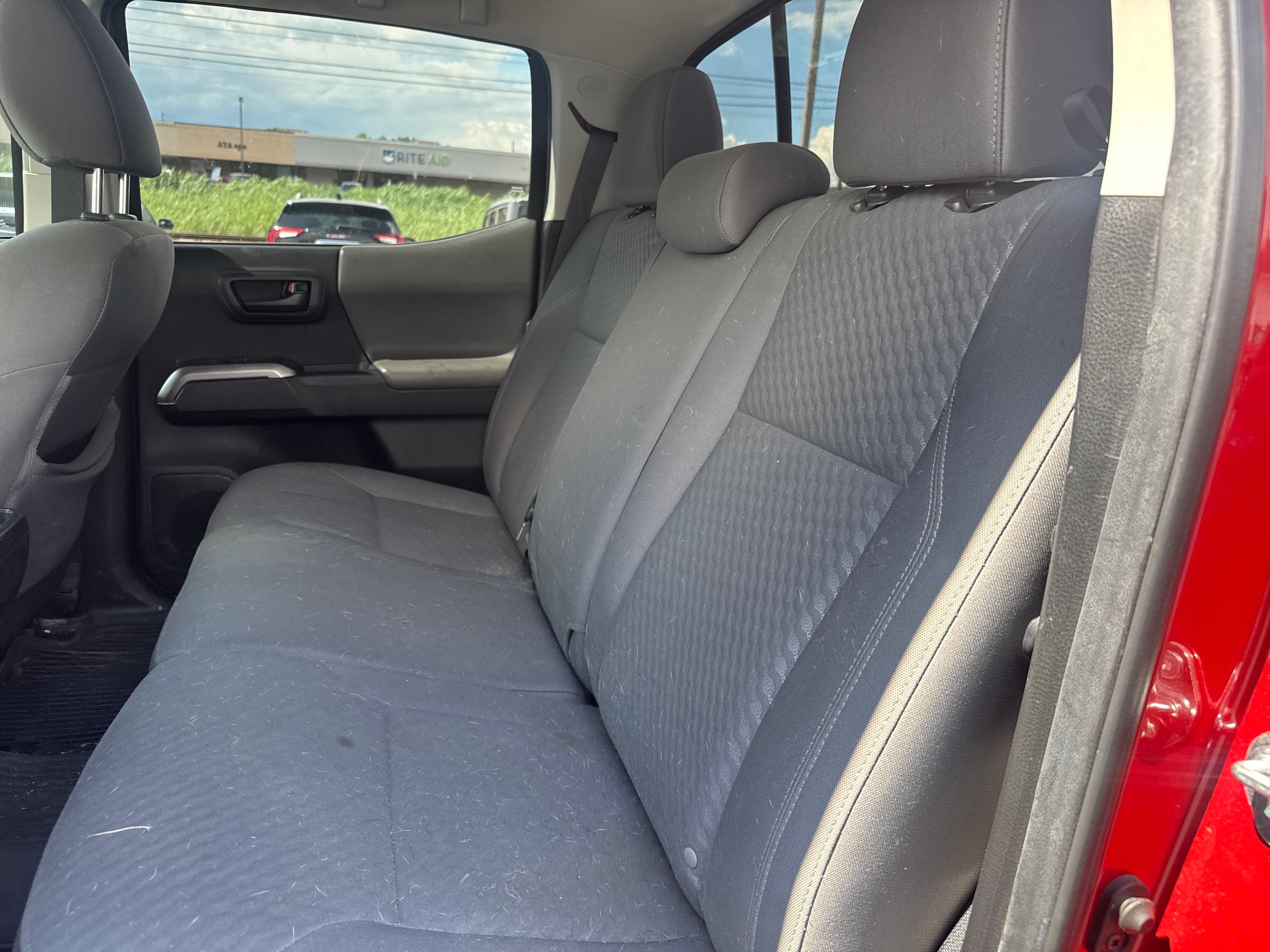 2022 Toyota Tacoma 4WD SR