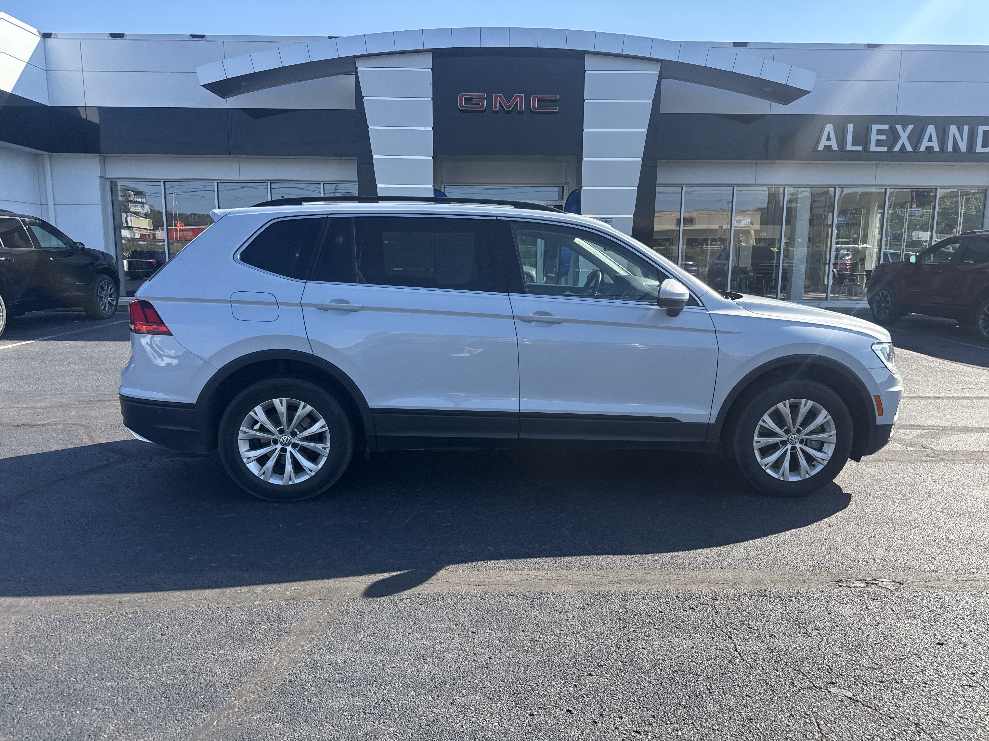 2019 Volkswagen Tiguan 2.0T SEL