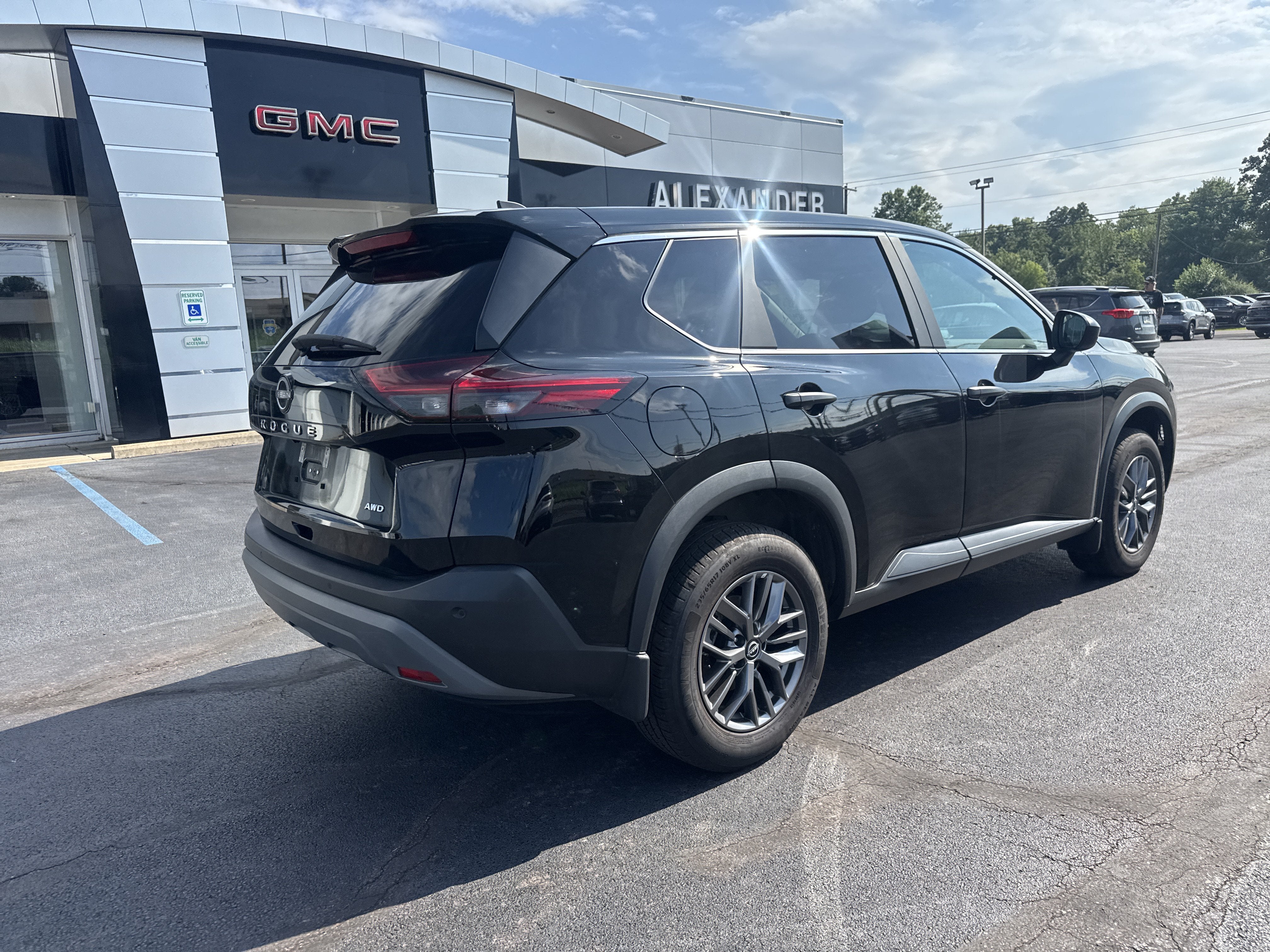 2023 Nissan Rogue S