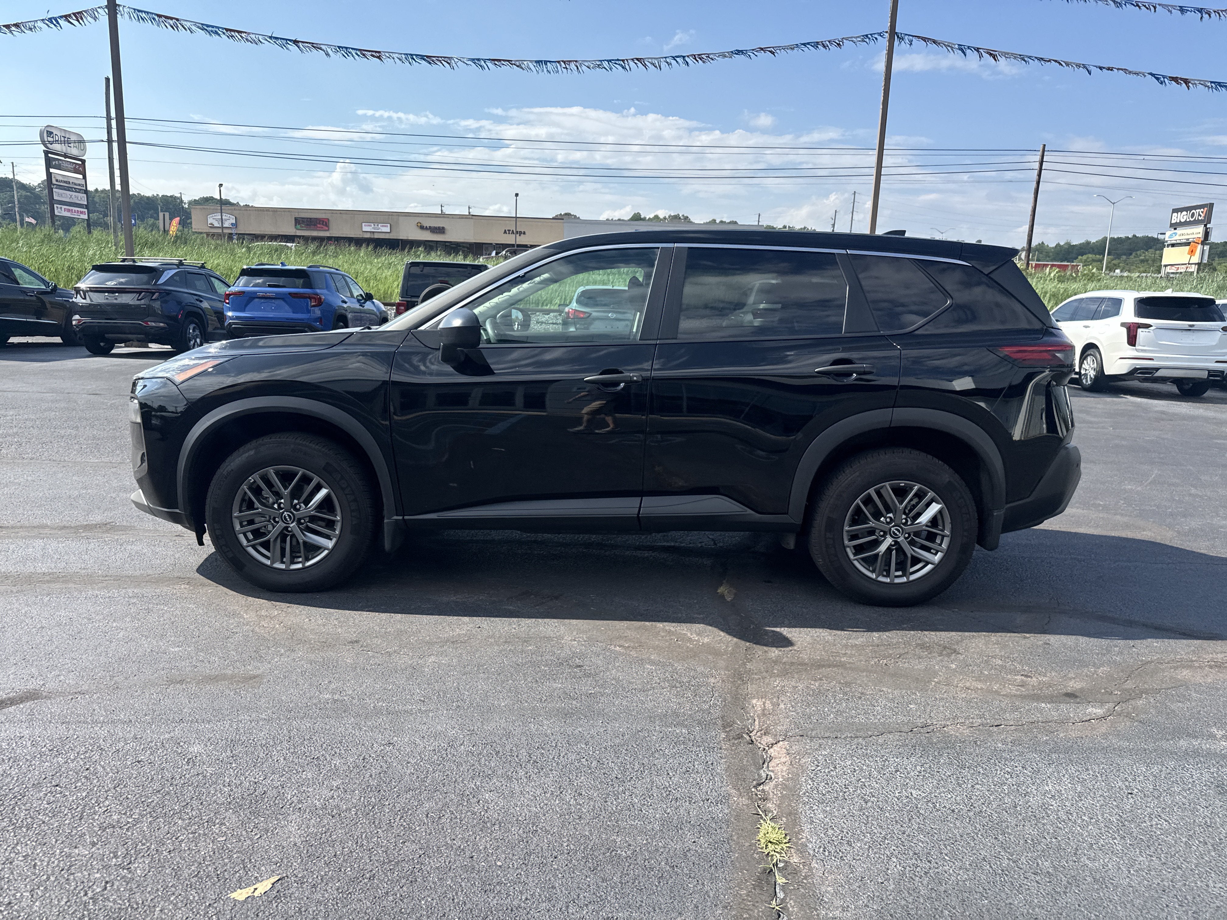 2023 Nissan Rogue S