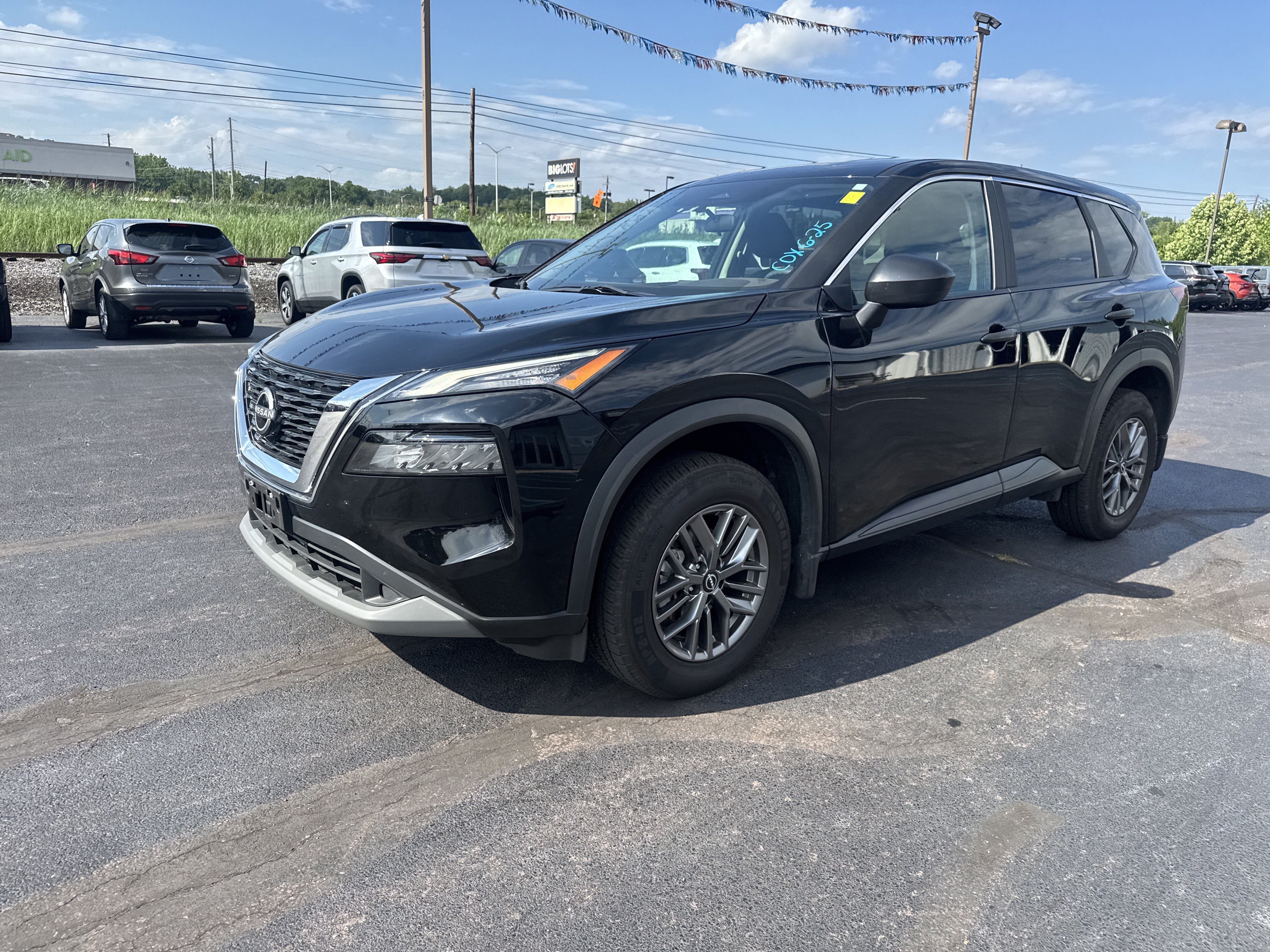 2023 Nissan Rogue S