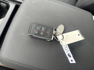 2024 Land Rover Defender X-Dynamic SE