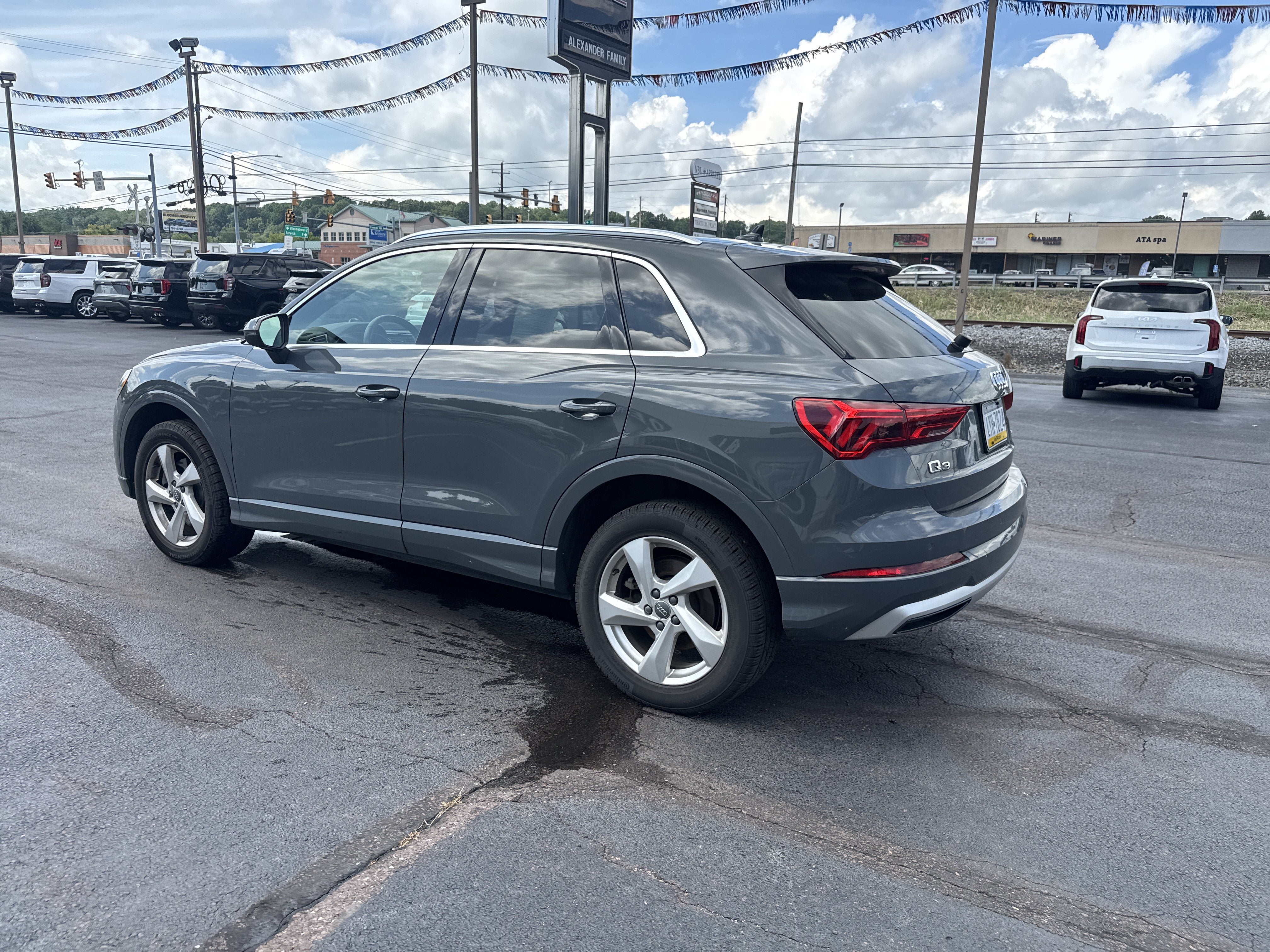 2020 Audi Q3 Premium 45 TFSI quattro Tiptronic