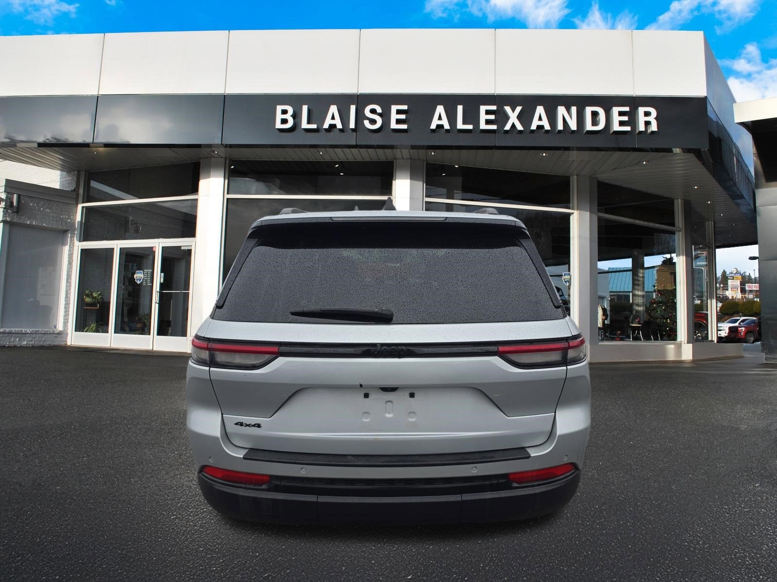 2024 Jeep Grand Cherokee Altitude