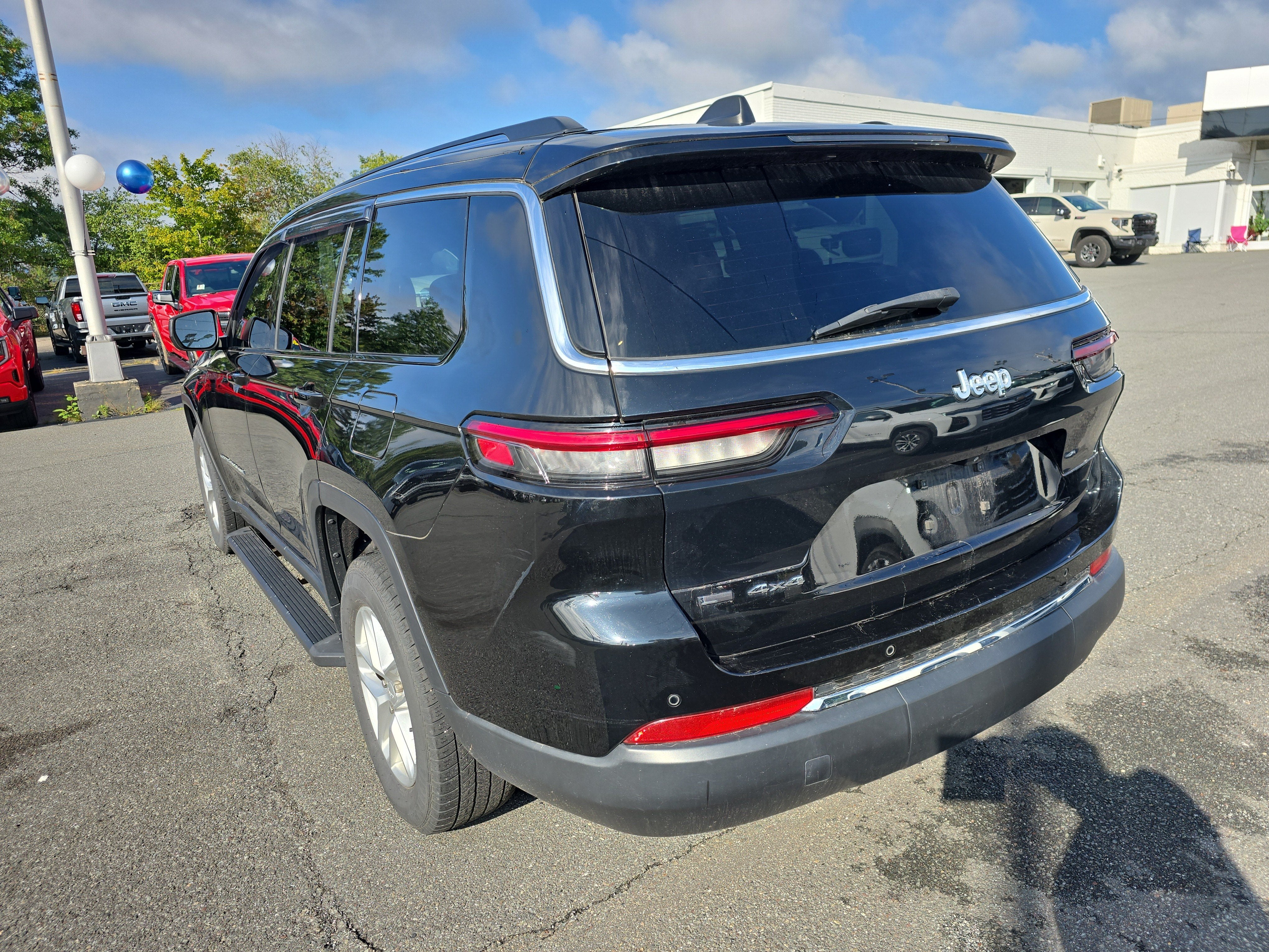 2022 Jeep Grand Cherokee L Laredo