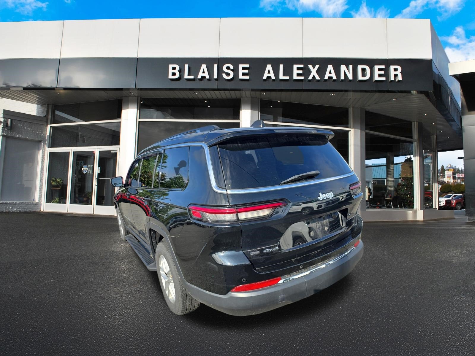 2022 Jeep Grand Cherokee L Laredo