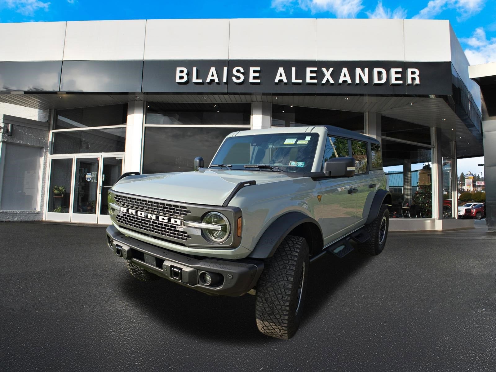 2023 Ford Bronco Base