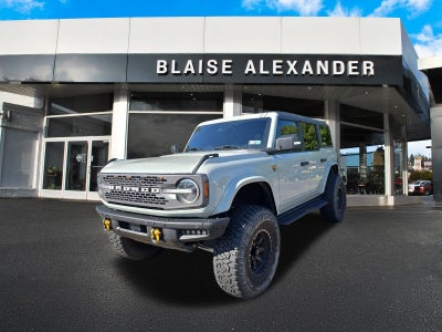 2023 Ford Bronco Base