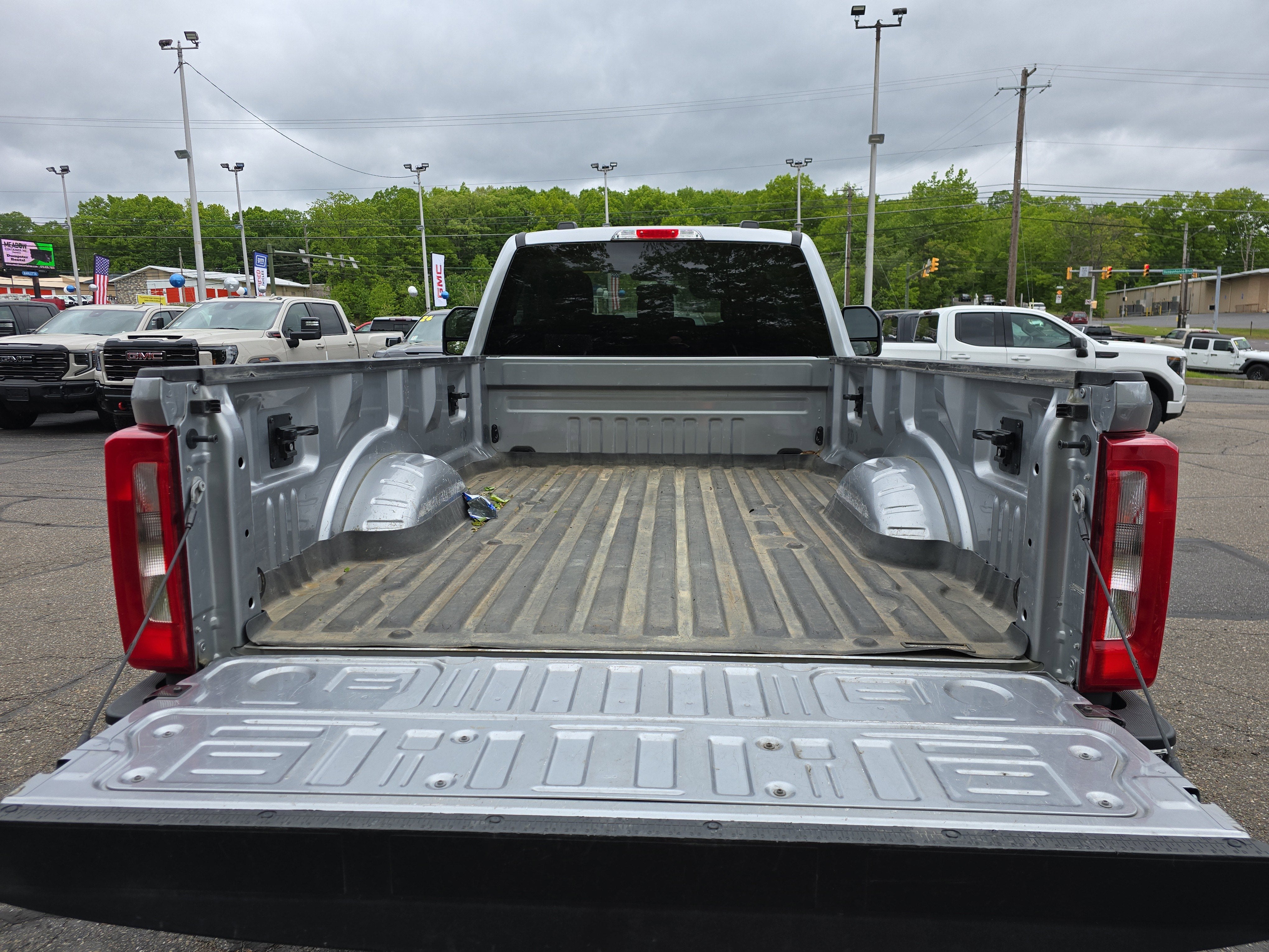 2023 Ford Super Duty F-350 SRW XL