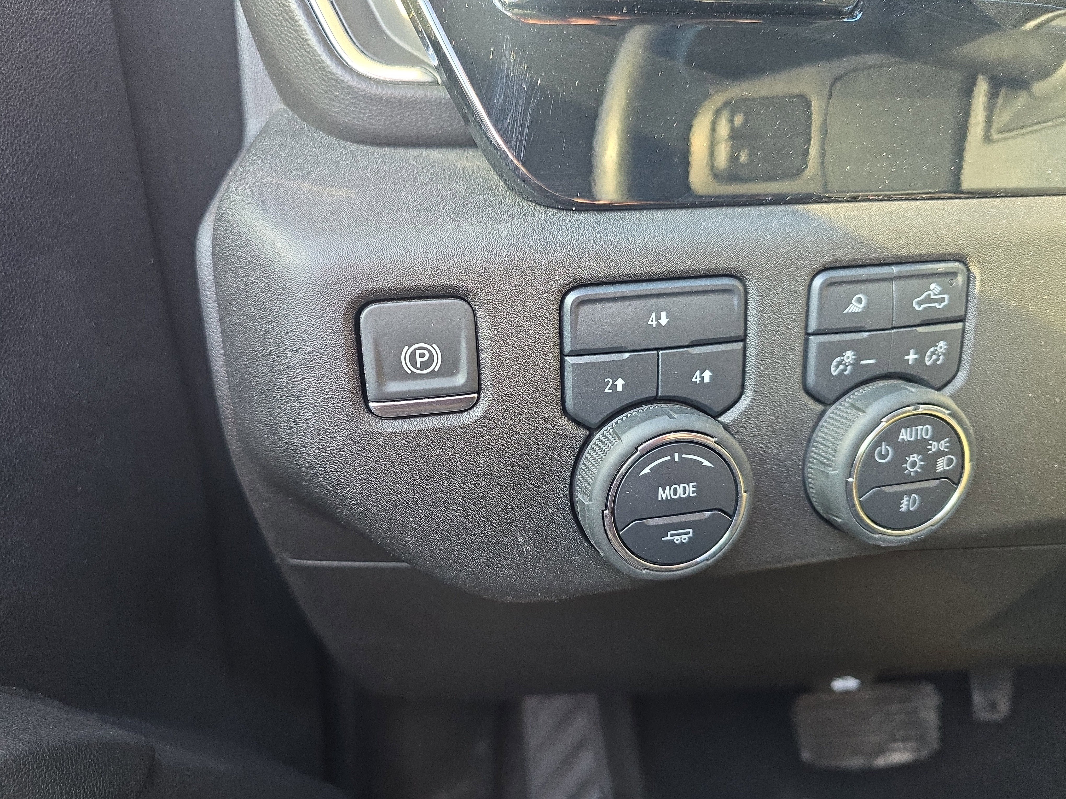 2025 Chevrolet Silverado 3500 HD LT DRW