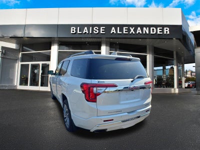2023 GMC Acadia Denali