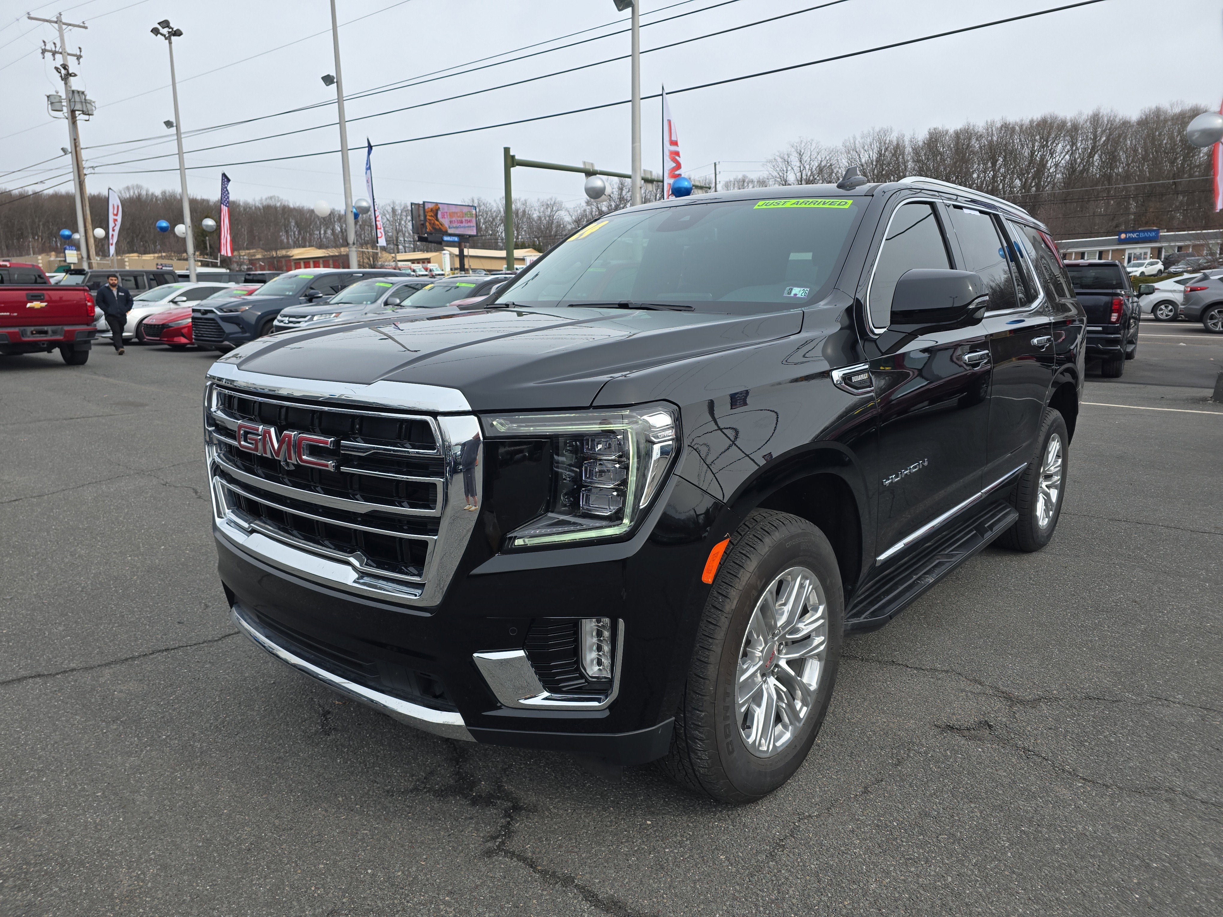2024 GMC Yukon SLT