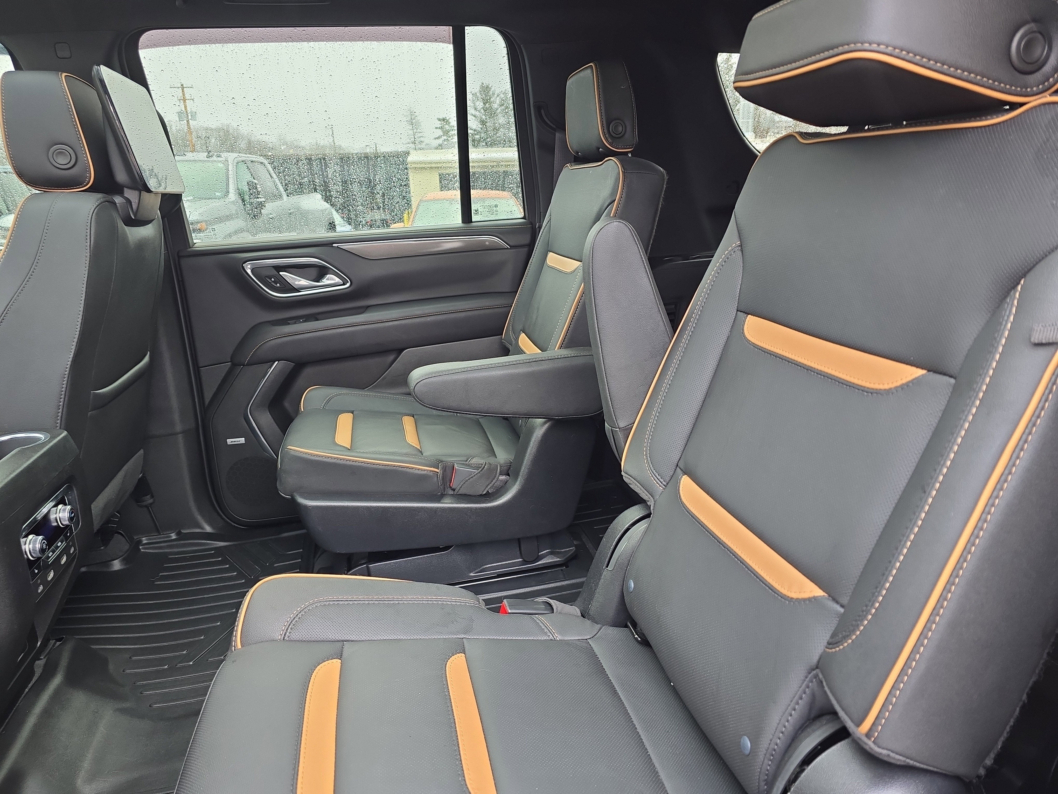 2023 GMC Yukon XL AT4