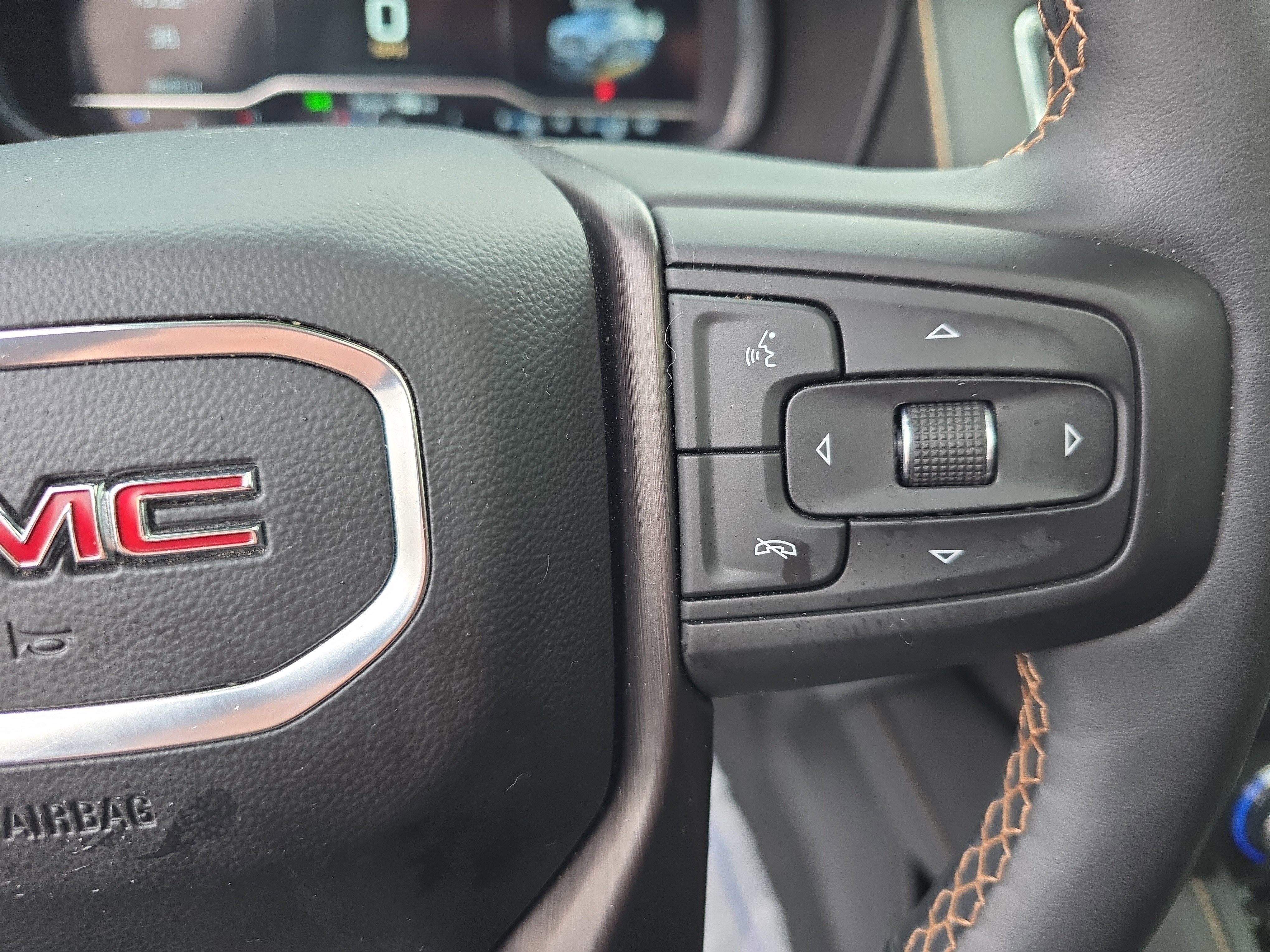 2023 GMC Yukon XL AT4