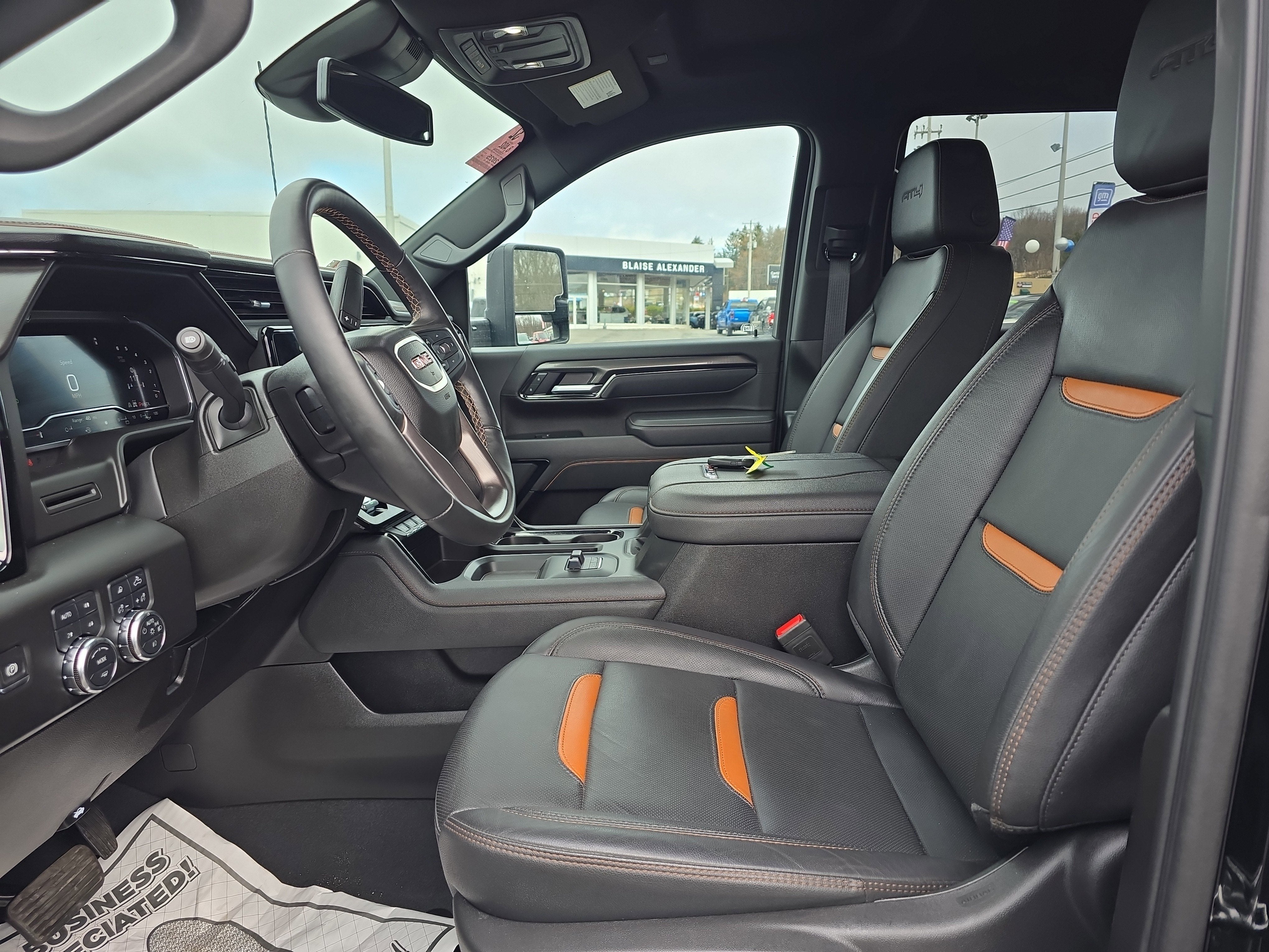 2025 GMC Sierra 2500 HD AT4