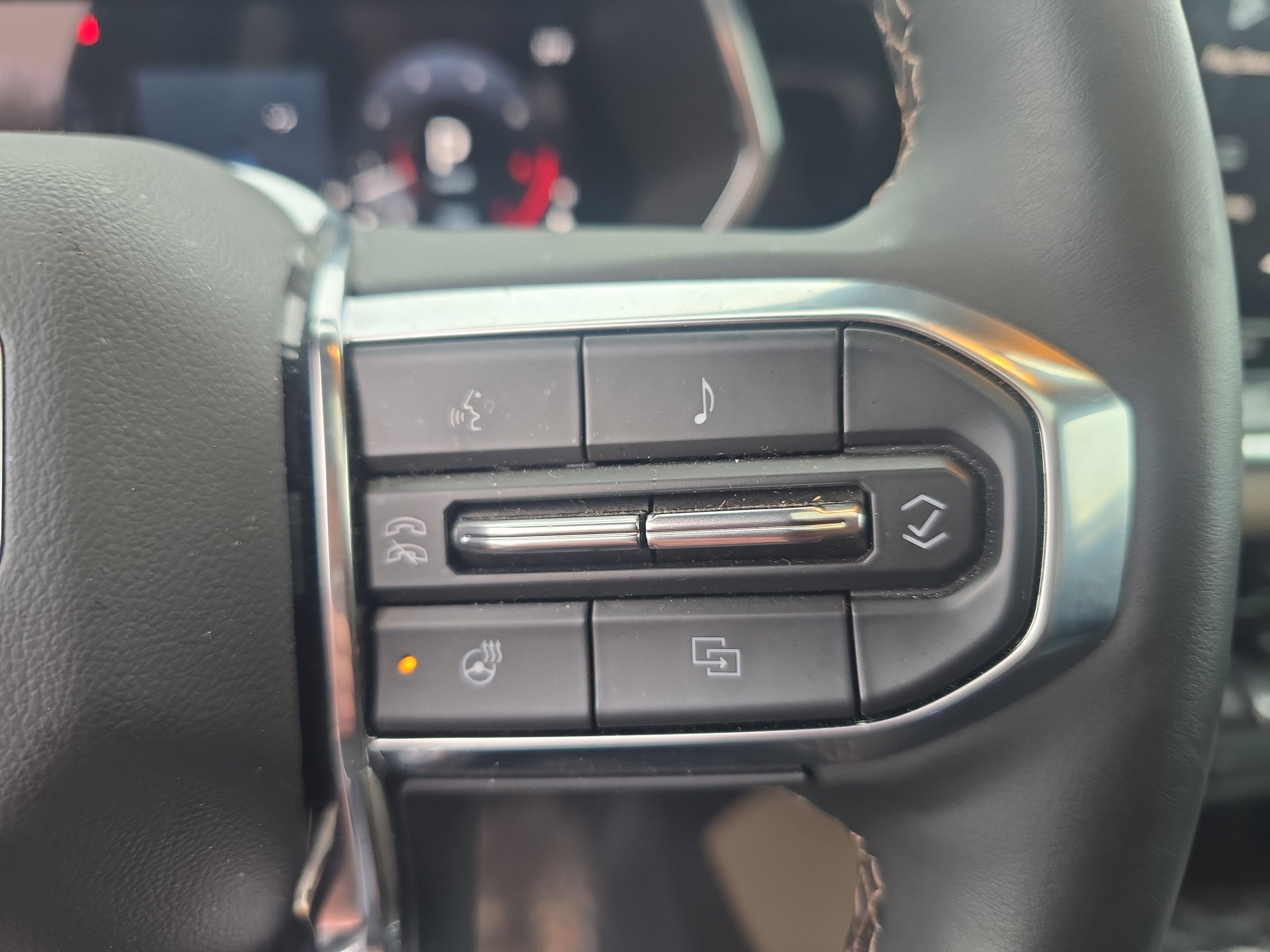 2024 GMC Canyon Denali