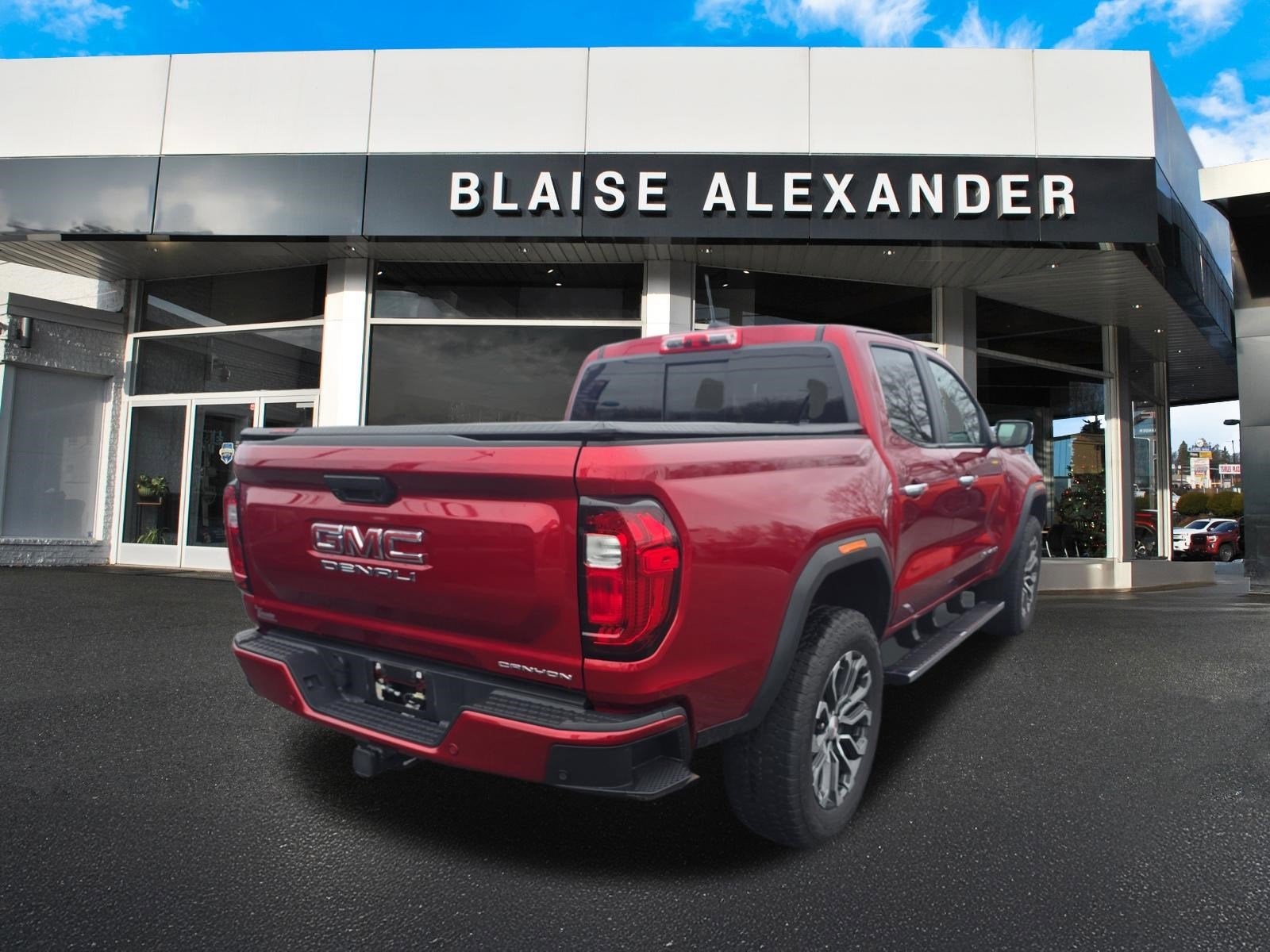 2024 GMC Canyon Denali