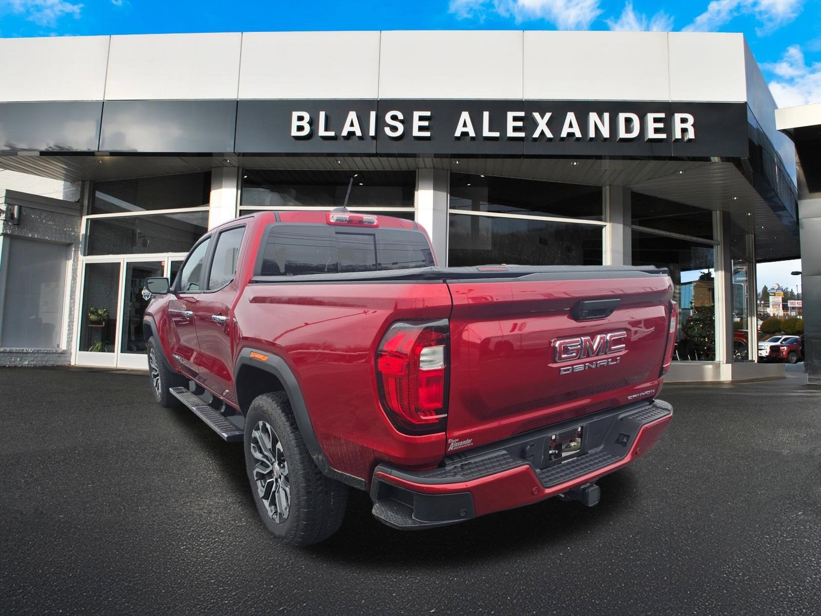 2024 GMC Canyon Denali